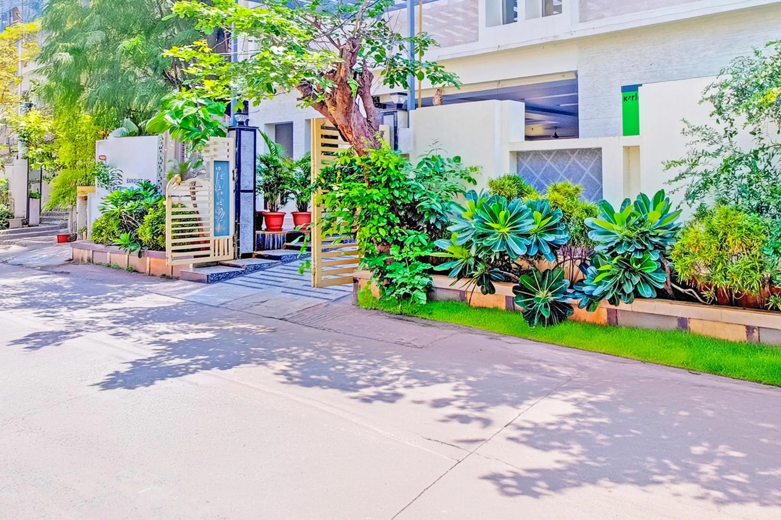 Facade/entrance in Super Collection O Grand Governorpet