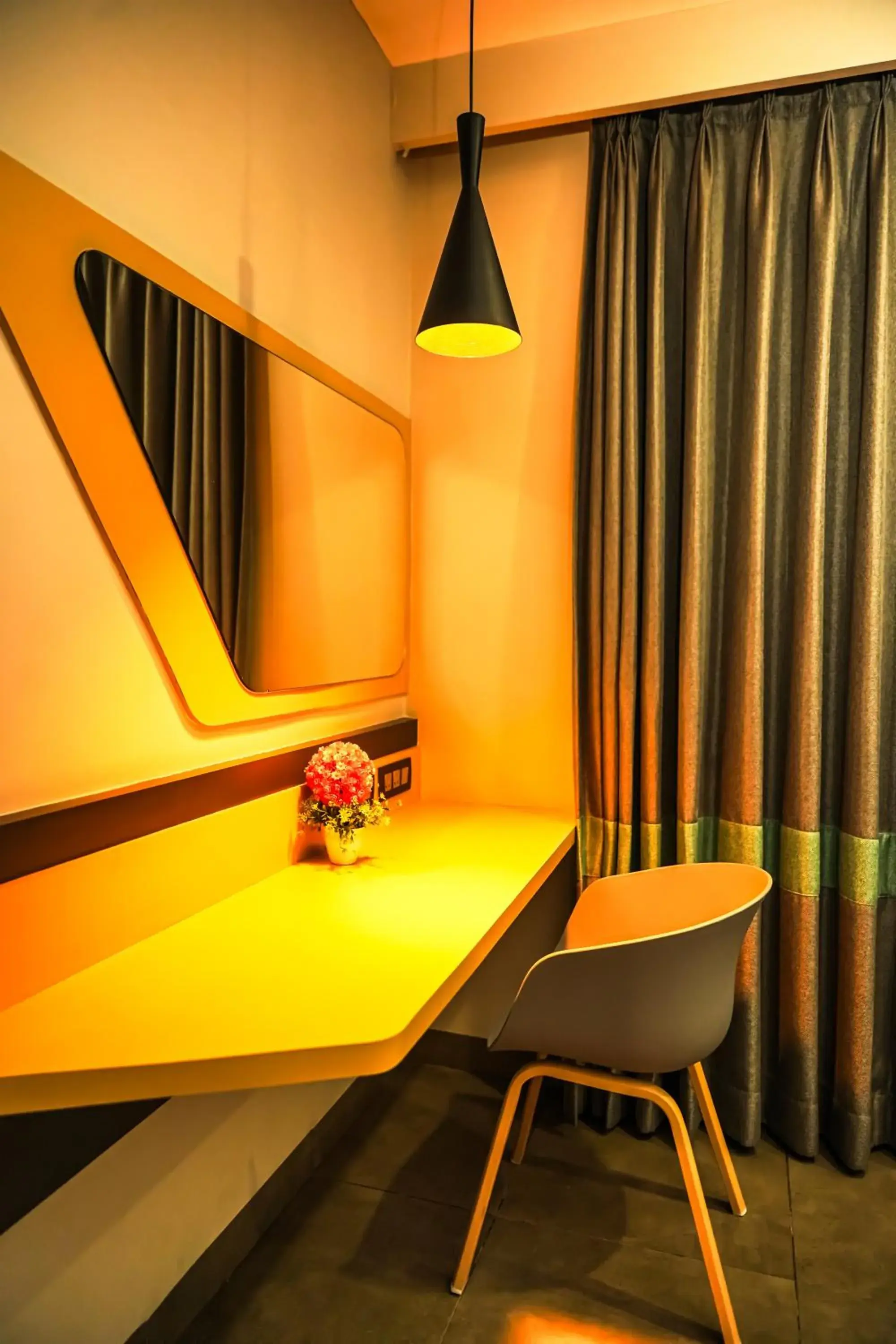 Bed in THE CENT HOTEL Bed in THE CENT HOTEL