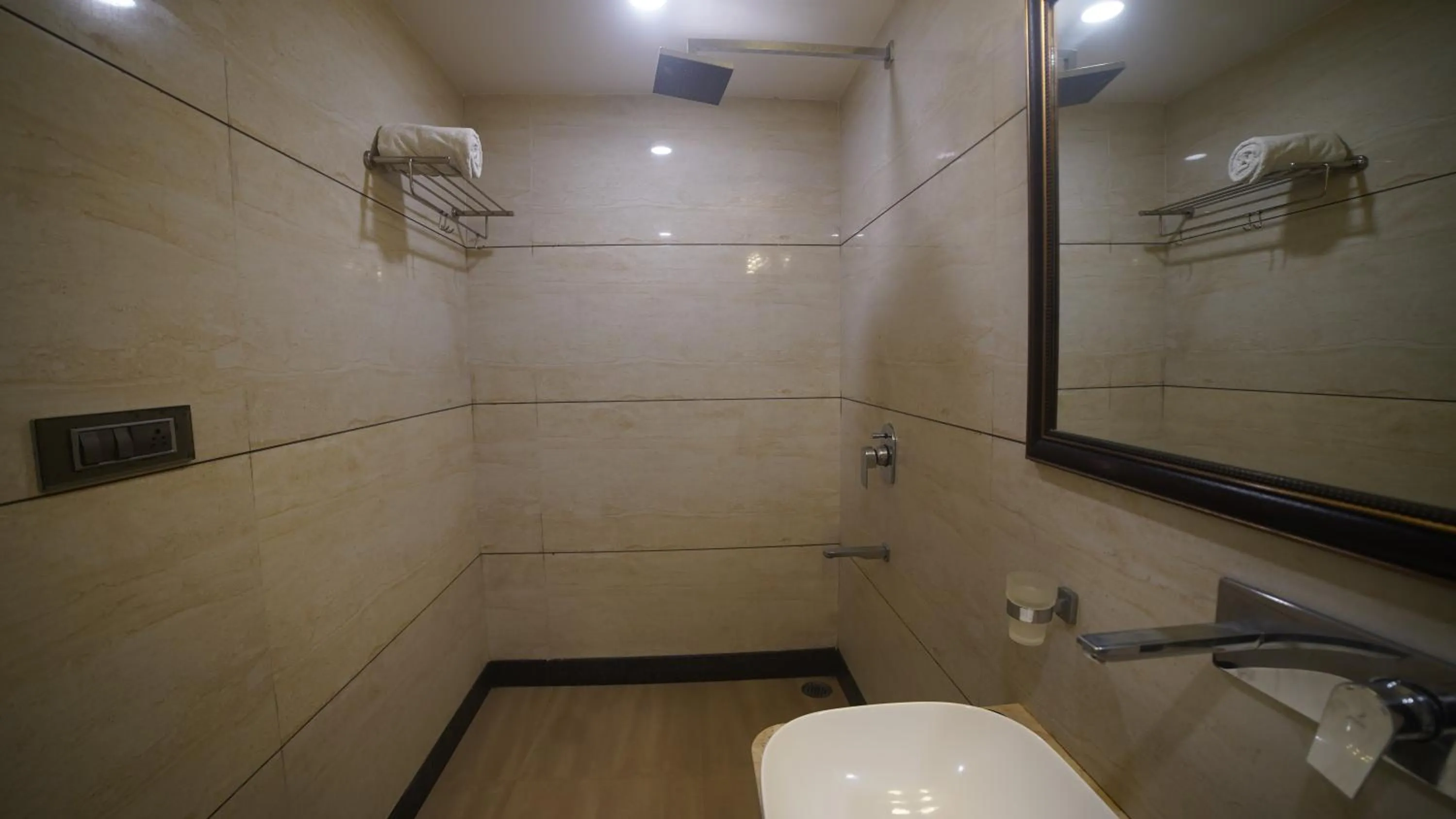 Bathroom in Jewel Palace, Bhopal