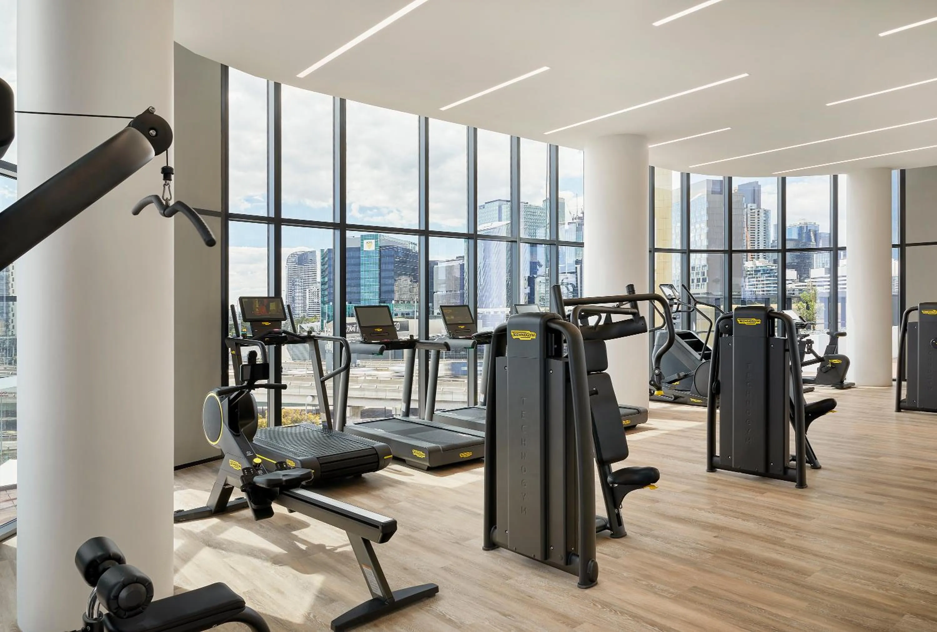 Fitness centre/facilities in Oakwood Premier Melbourne