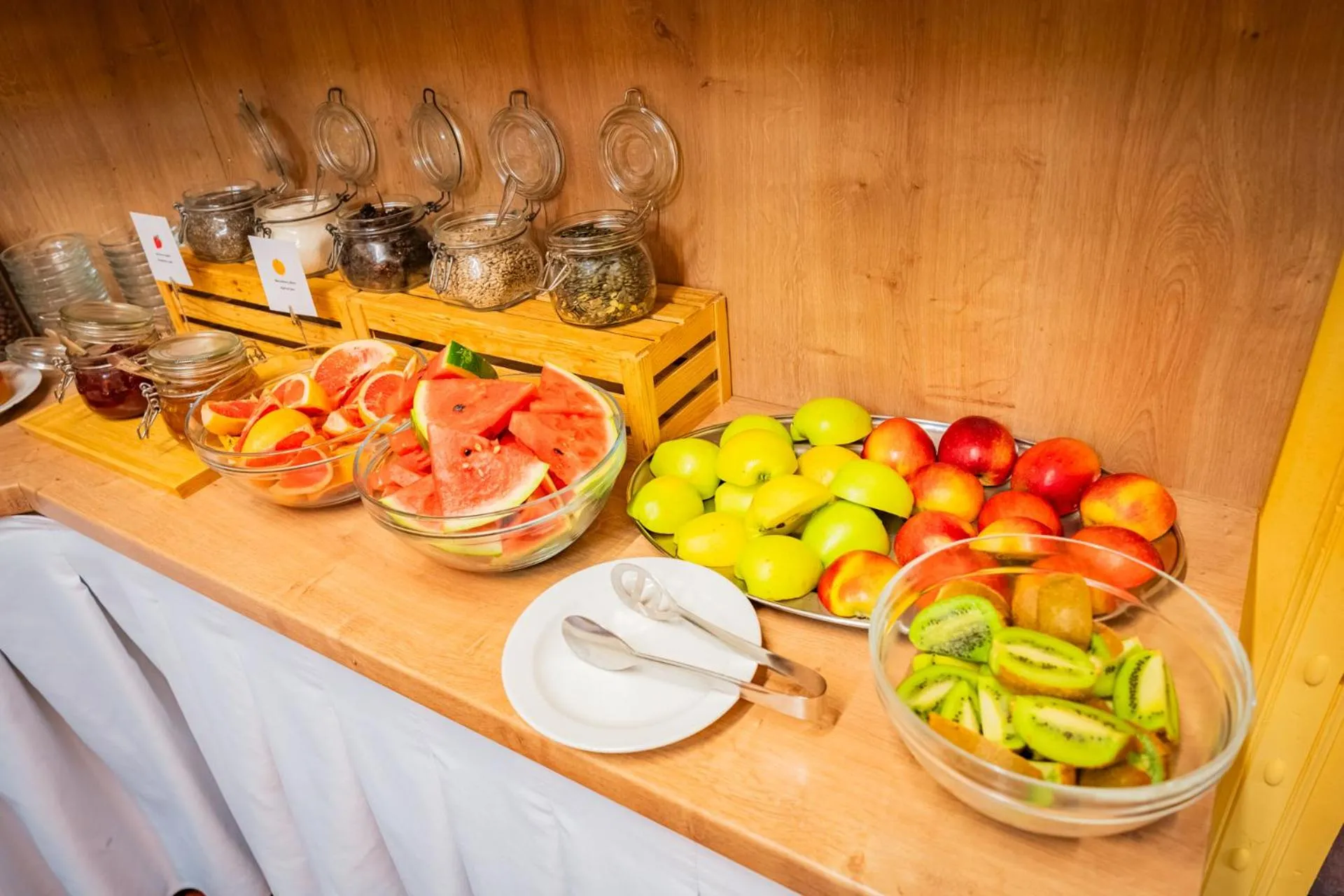 Buffet breakfast in Hotel Atos