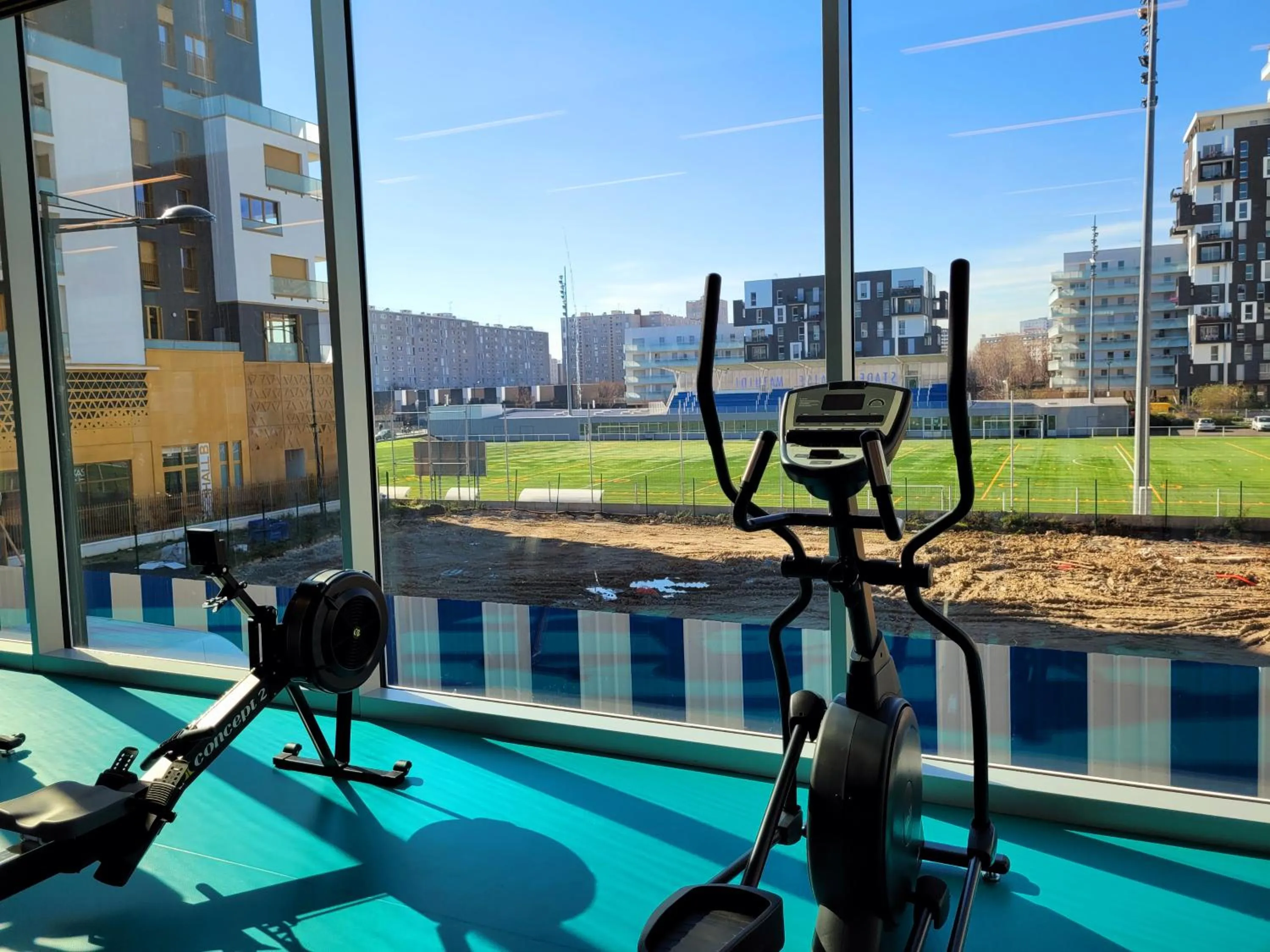 Fitness centre/facilities in Twenty Business Flats Asnières-sur-Seine