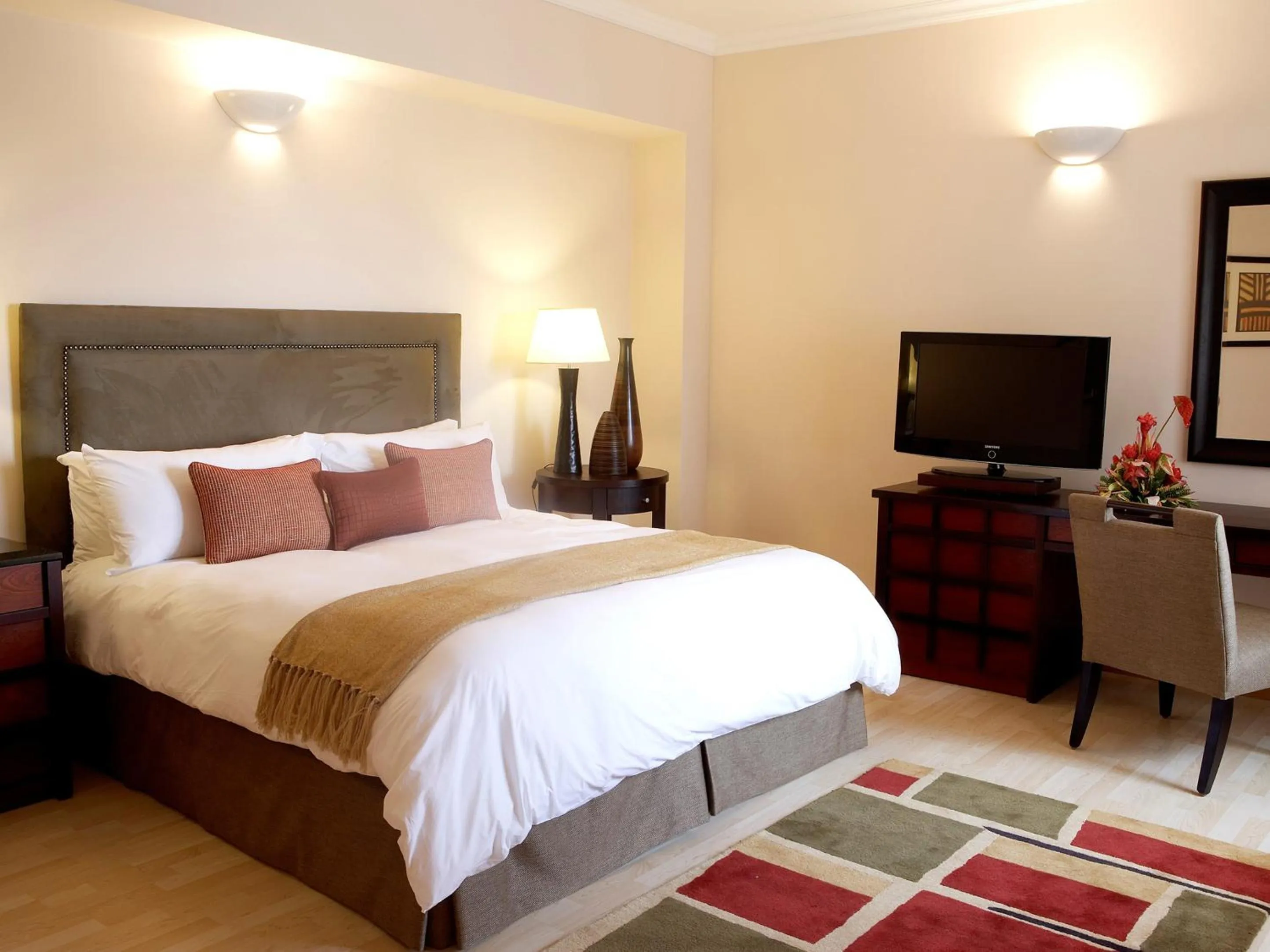 TV and multimedia, Bed in The Federal Palace Hotel and Casino