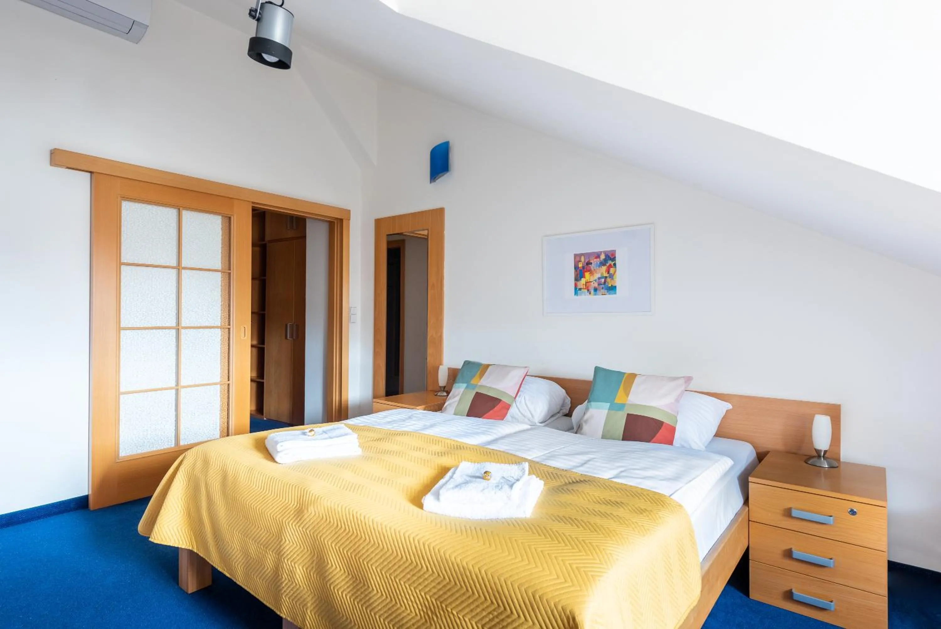 Bed in Residence Abacta