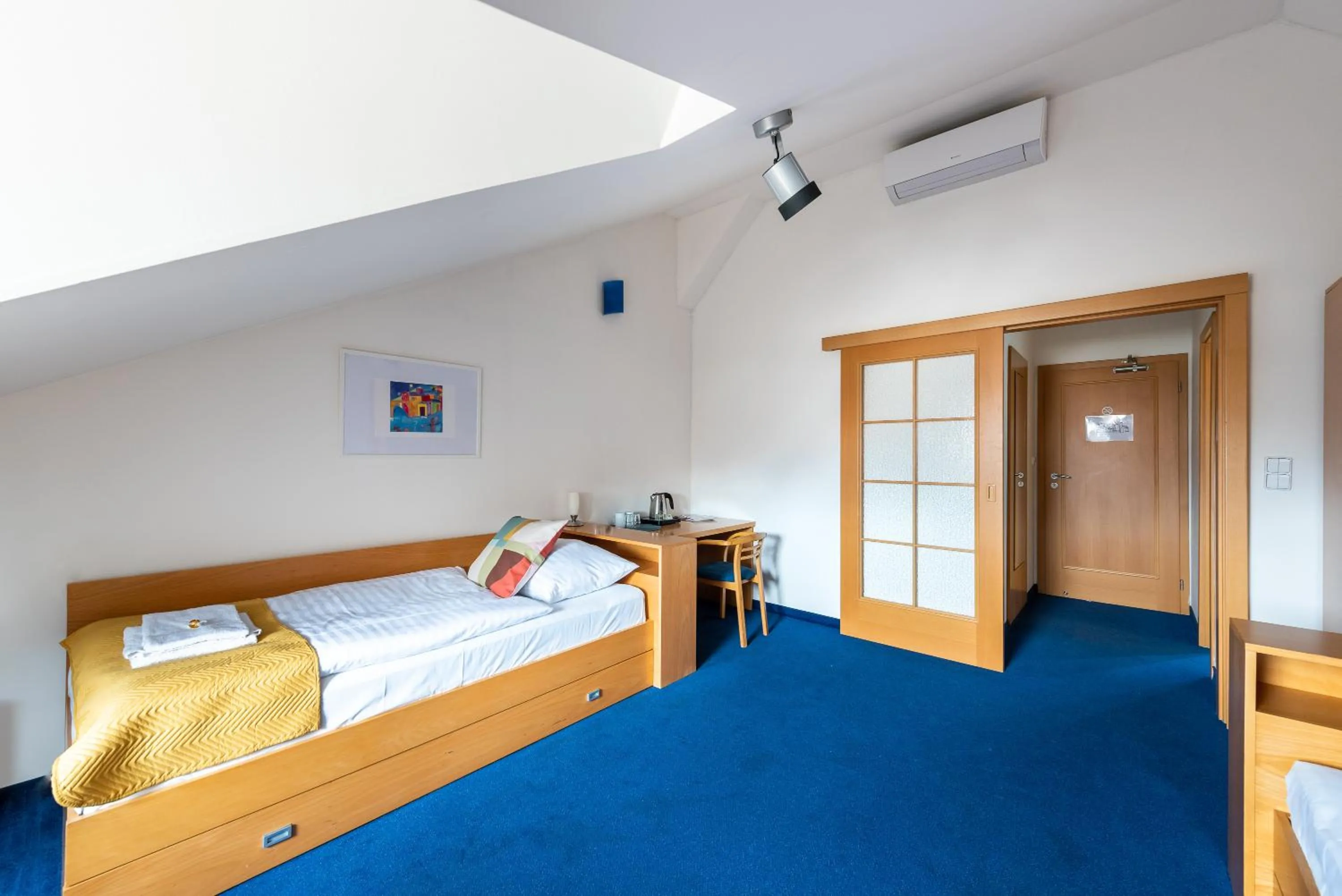 Bed in Residence Abacta