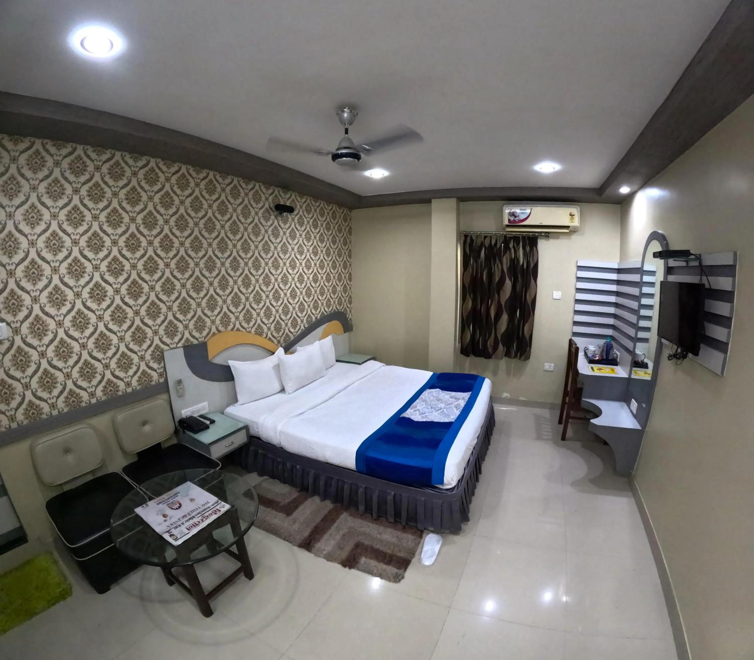 Bed in Hotel Grand Corporate