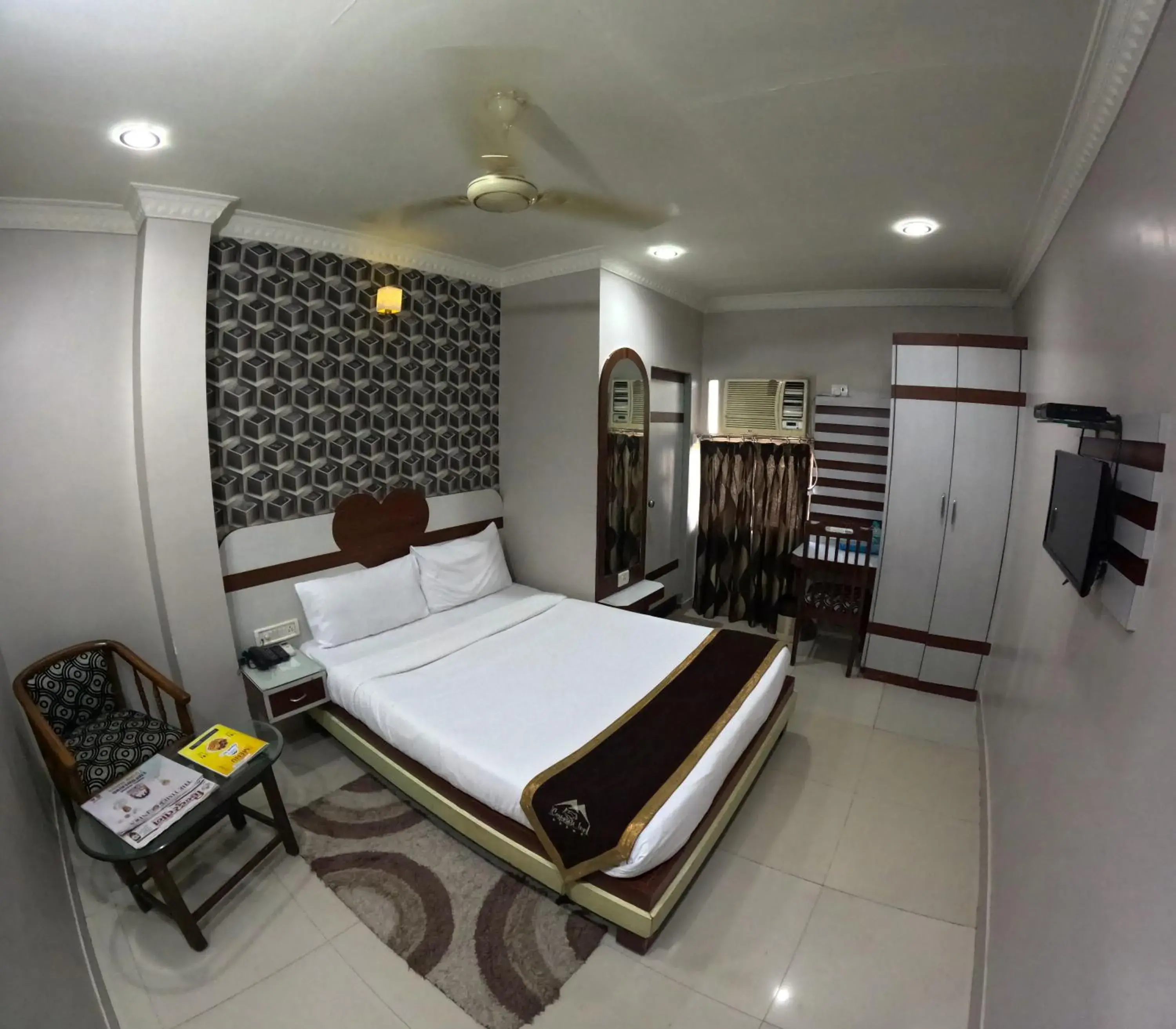 Property building, Bed in Hotel Corporate Inn, Patna Property building, Bed in Hotel Corporate Inn, Patna