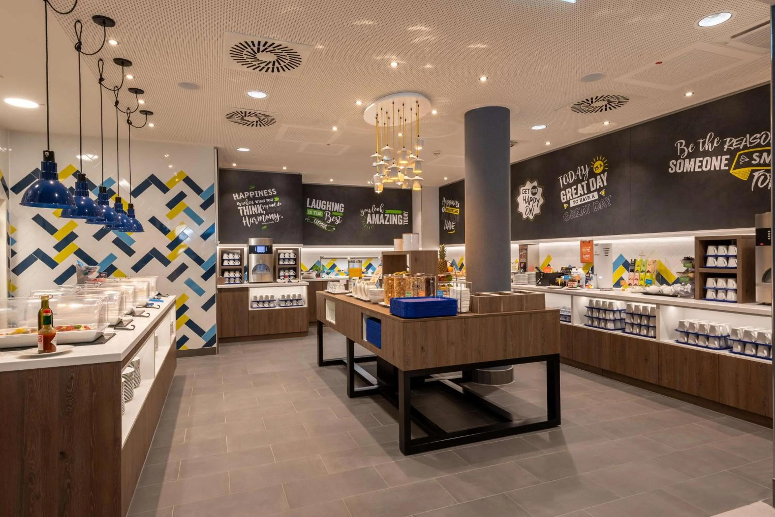 Breakfast in Hampton by Hilton Düsseldorf City Centre