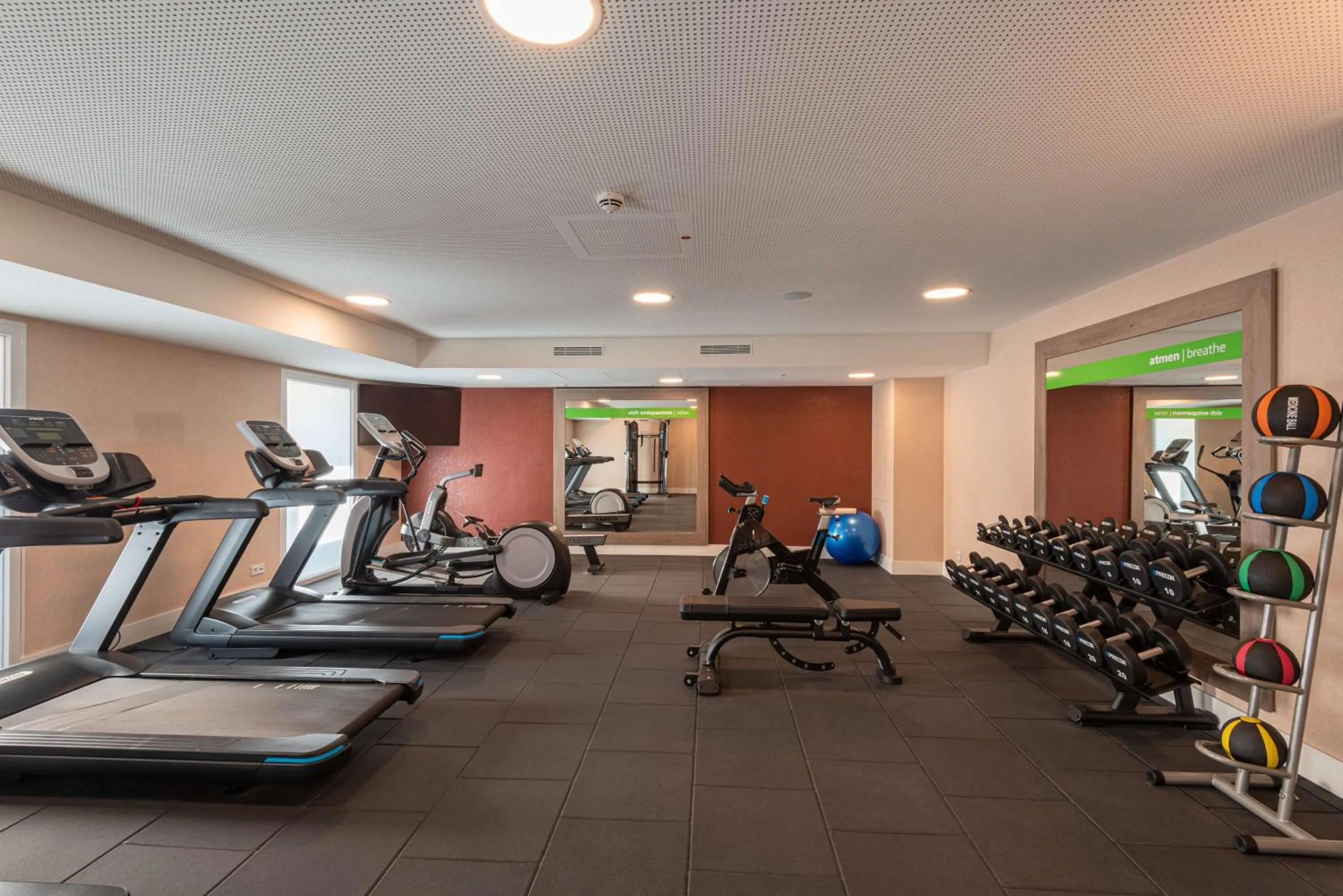 Fitness centre/facilities in Hampton by Hilton Düsseldorf City Centre