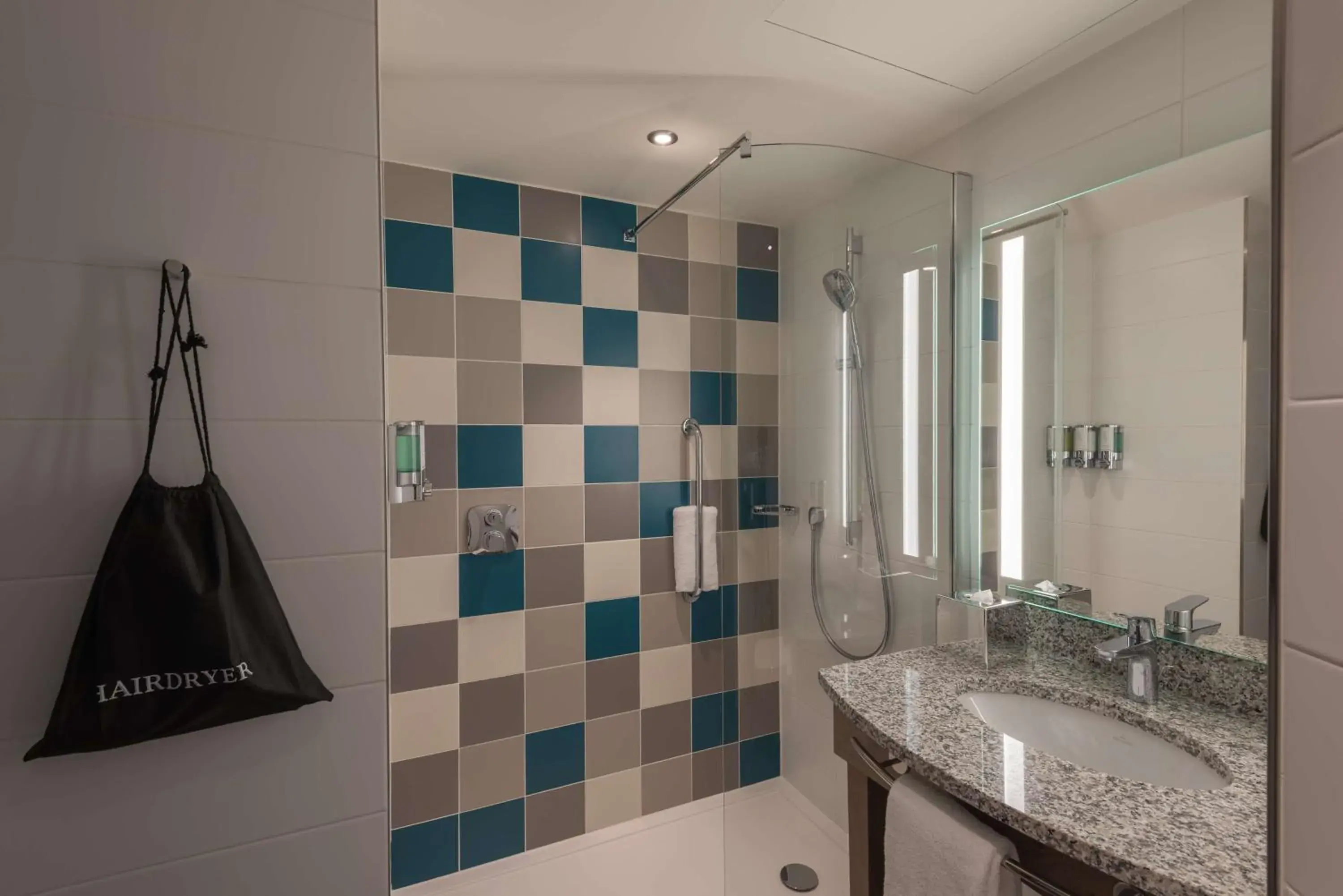 Bathroom in Hampton by Hilton Düsseldorf City Centre Bathroom in Hampton by Hilton Düsseldorf City Centre