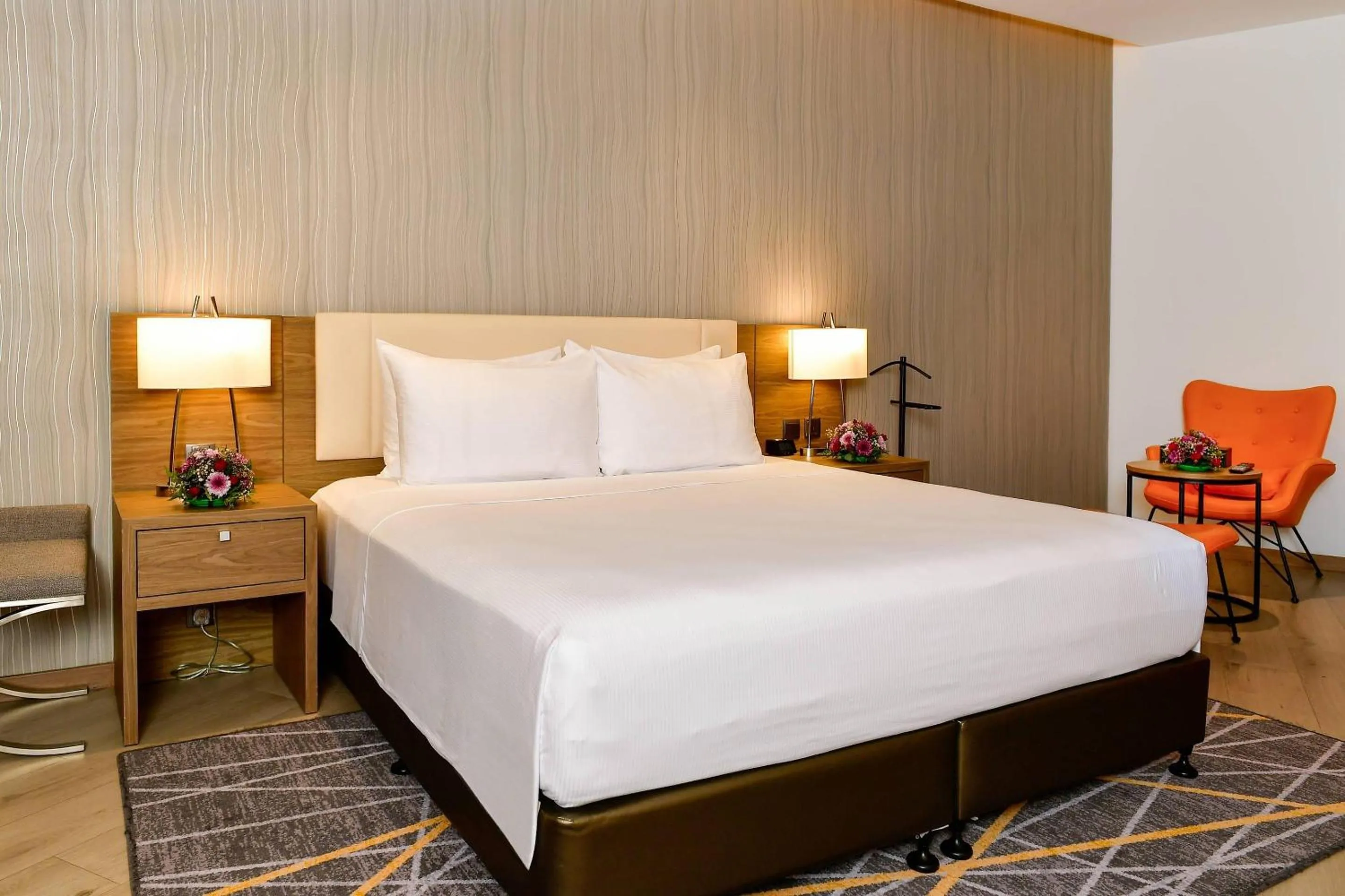Bedroom, Bed in Clarion Hotel Jeddah Airport