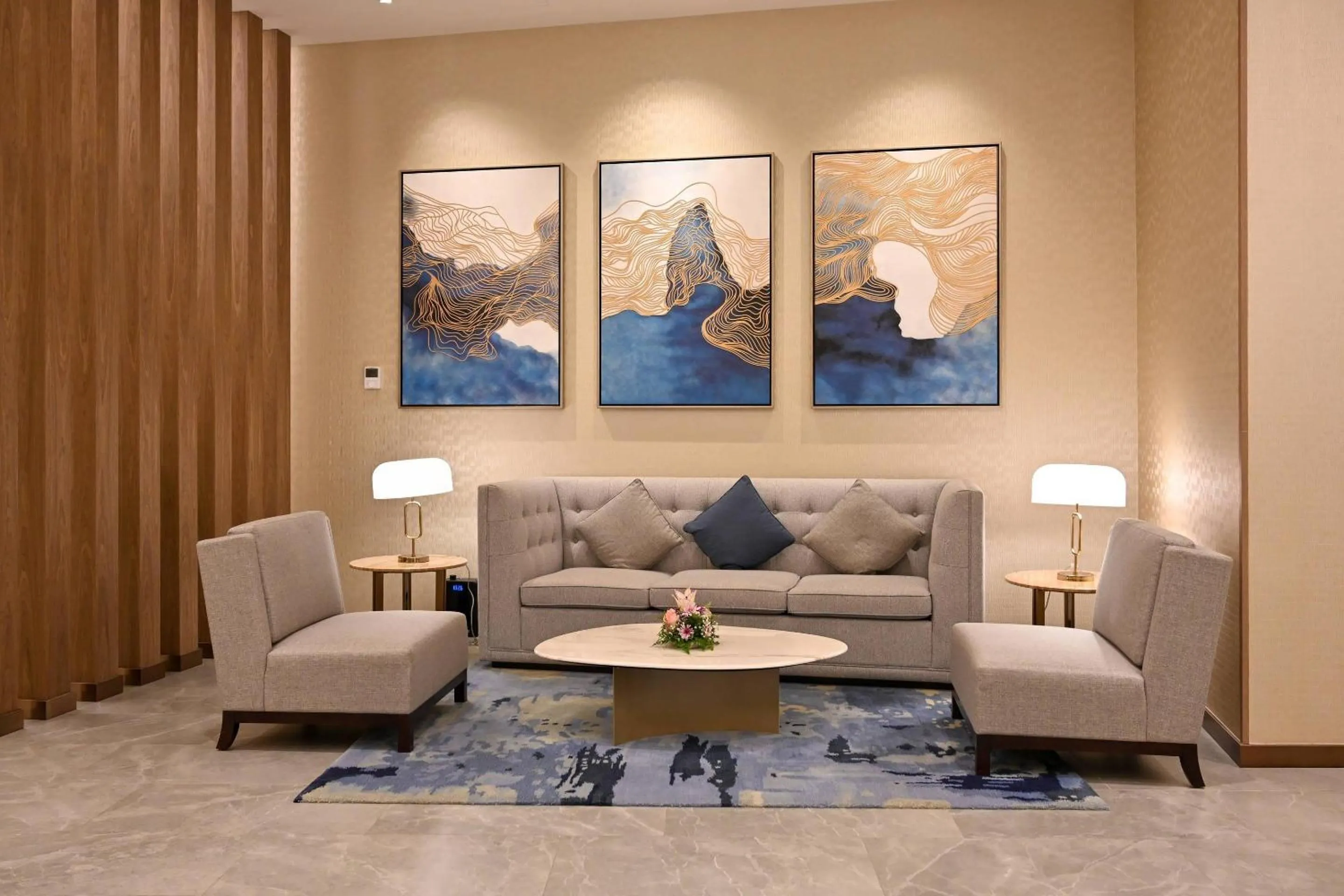 Lobby or reception in Clarion Hotel Jeddah Airport