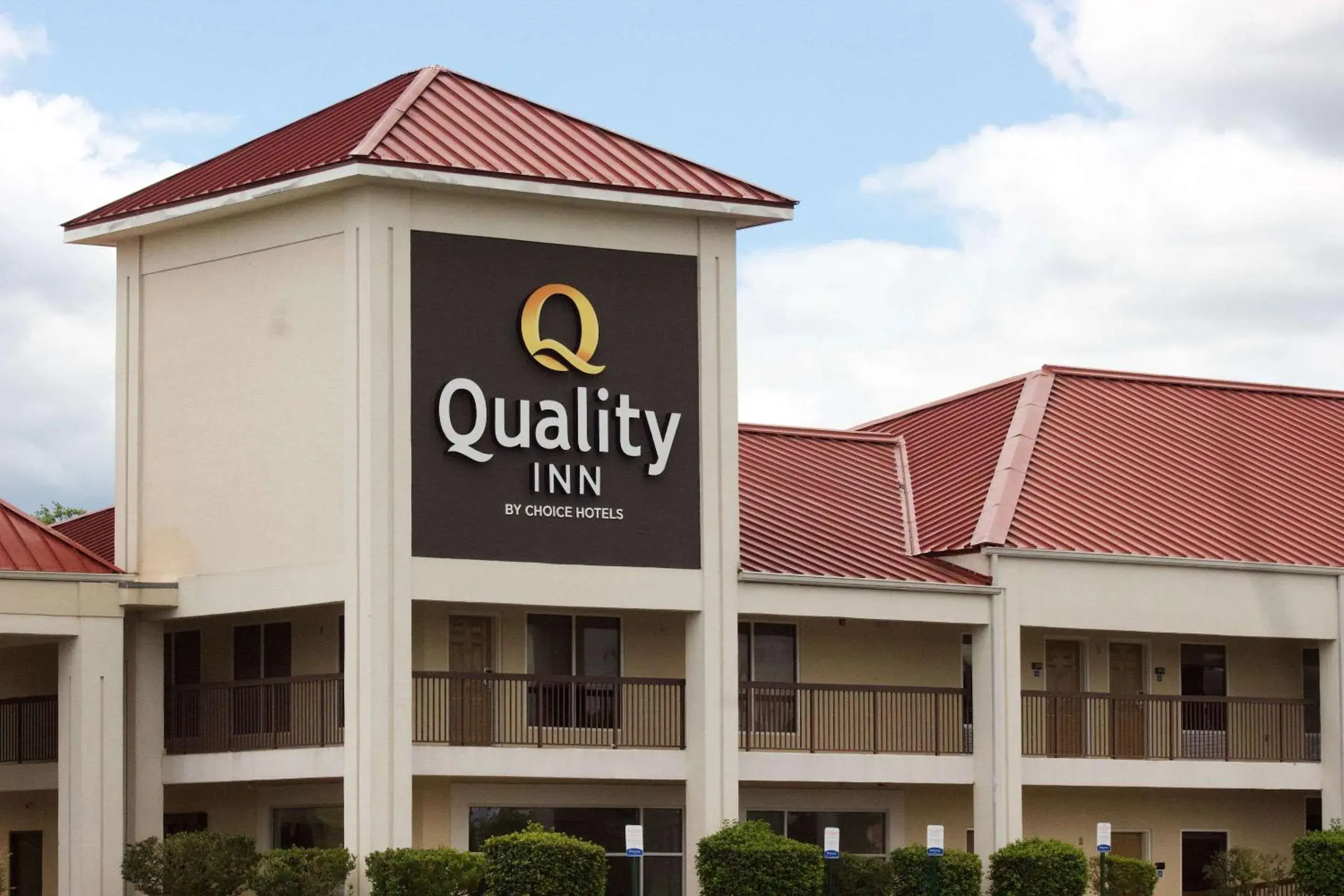 Property building in Quality Inn near Chattanooga South Property building in Quality Inn near Chattanooga South