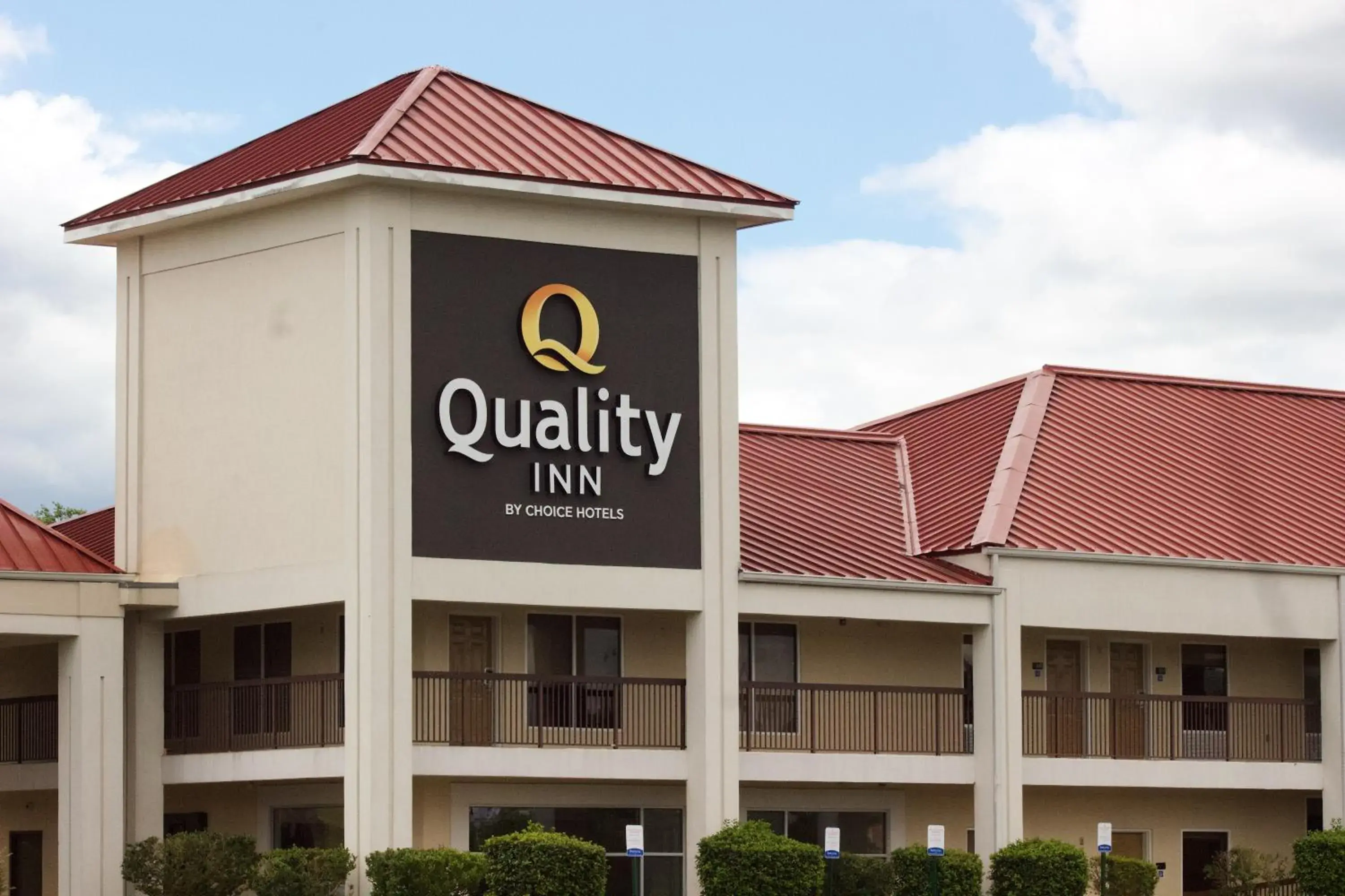 Property building in Quality Inn near Chattanooga South Property building in Quality Inn near Chattanooga South