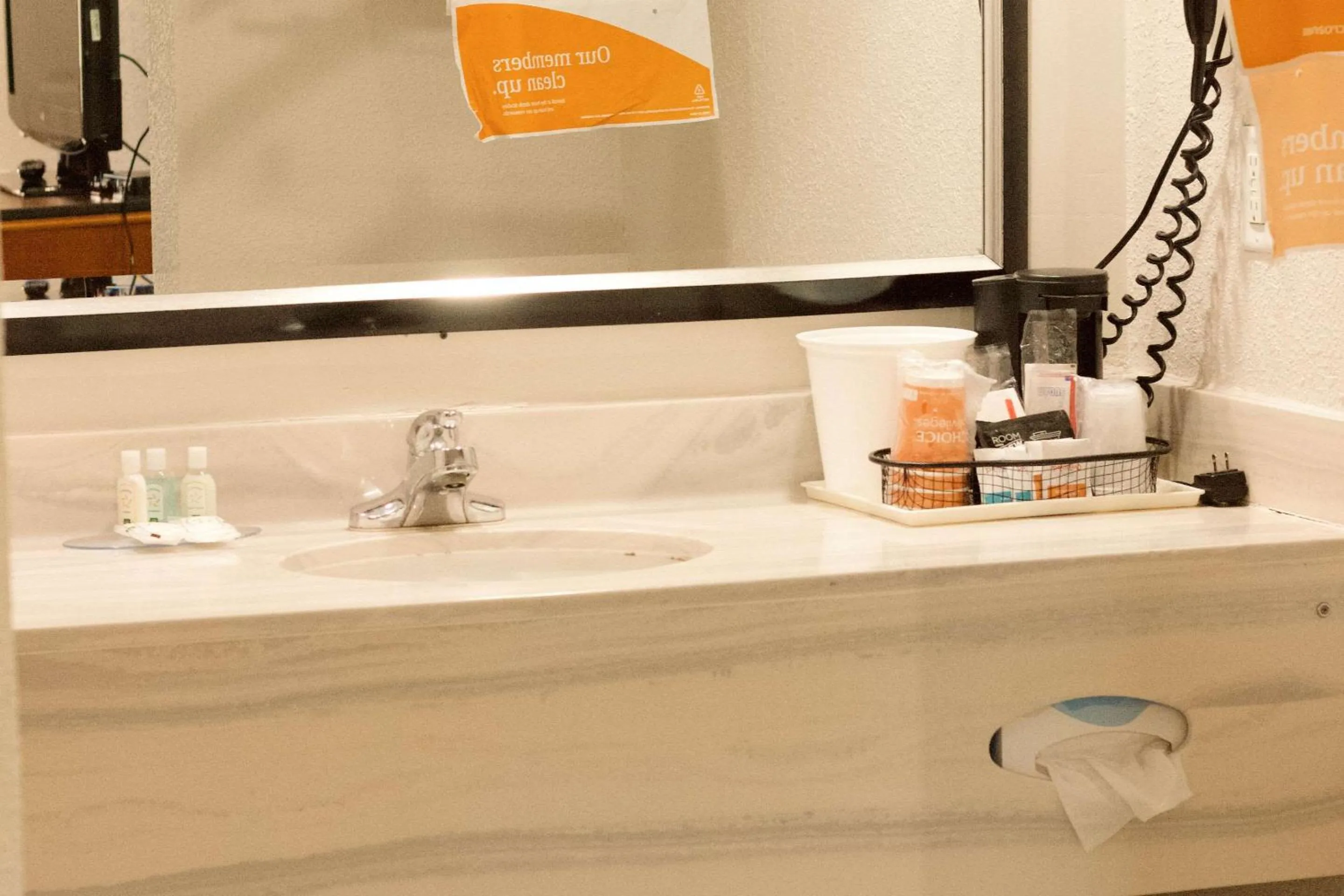 Bedroom in Quality Inn near Chattanooga South