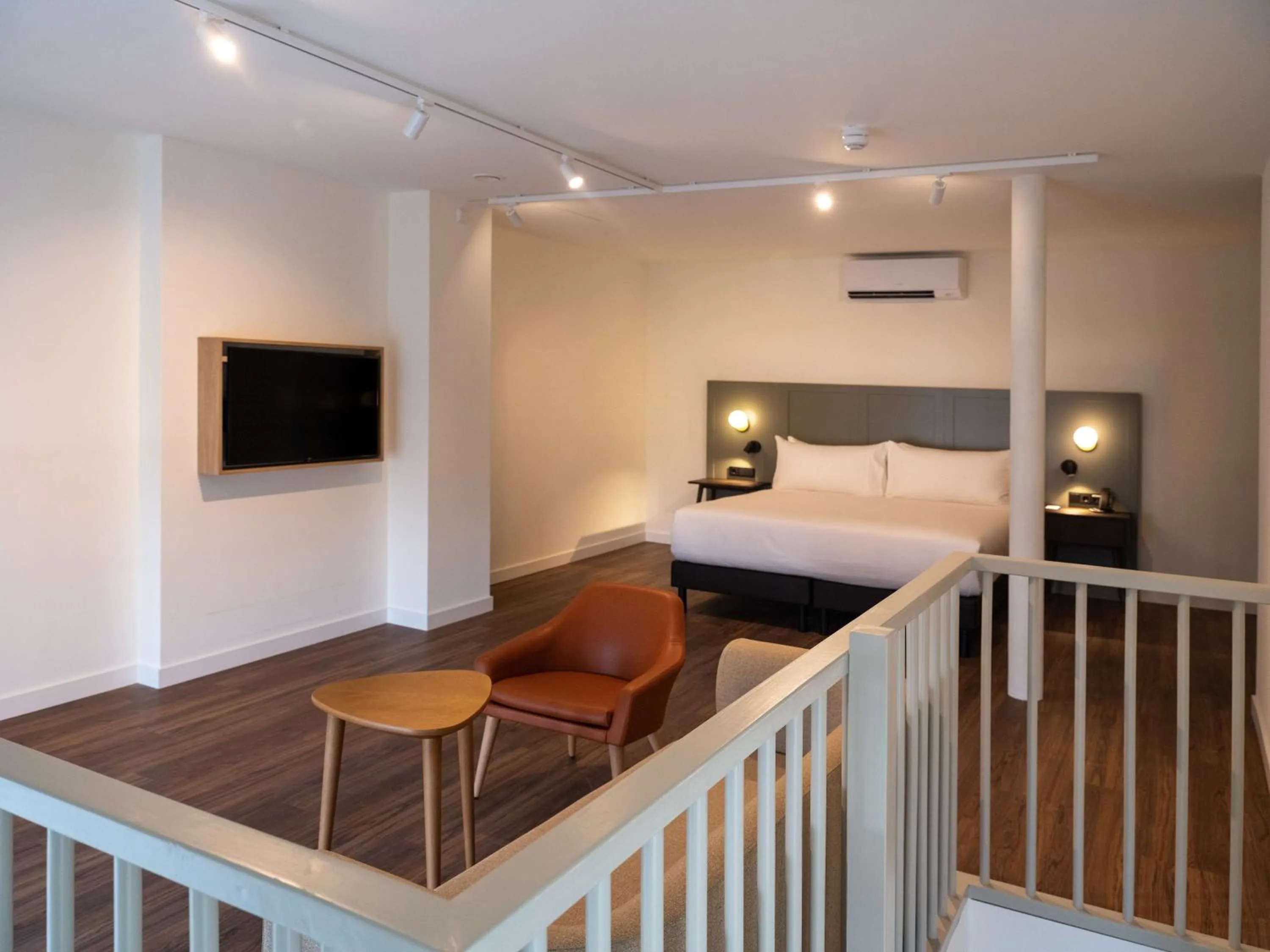 Bed in DoubleTree by Hilton Sittard