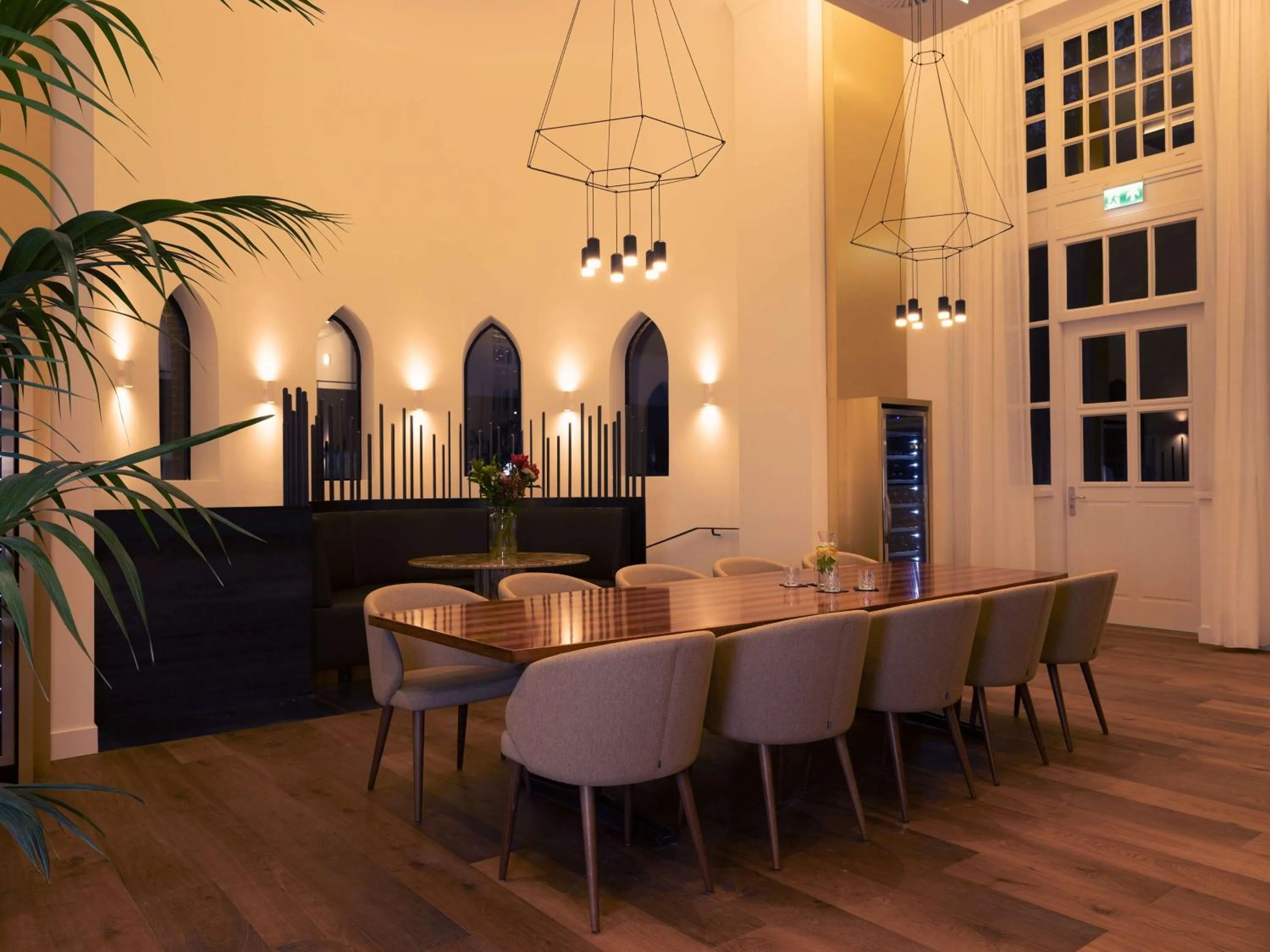 Lounge or bar in DoubleTree by Hilton Sittard