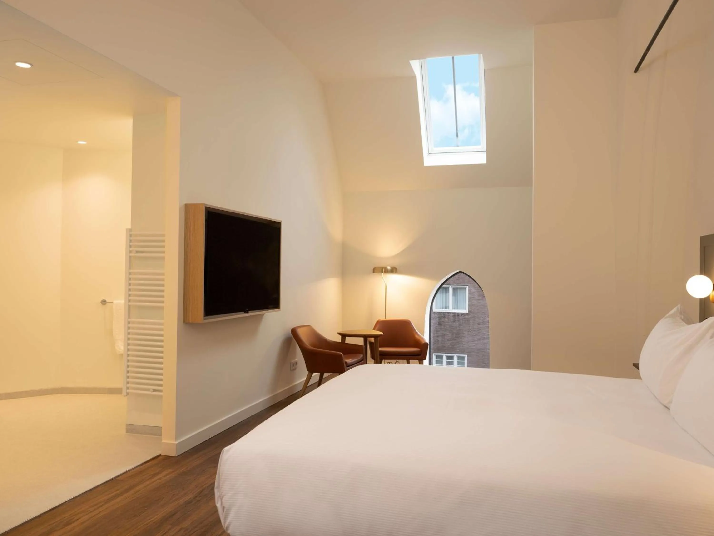 Bed in DoubleTree by Hilton Sittard