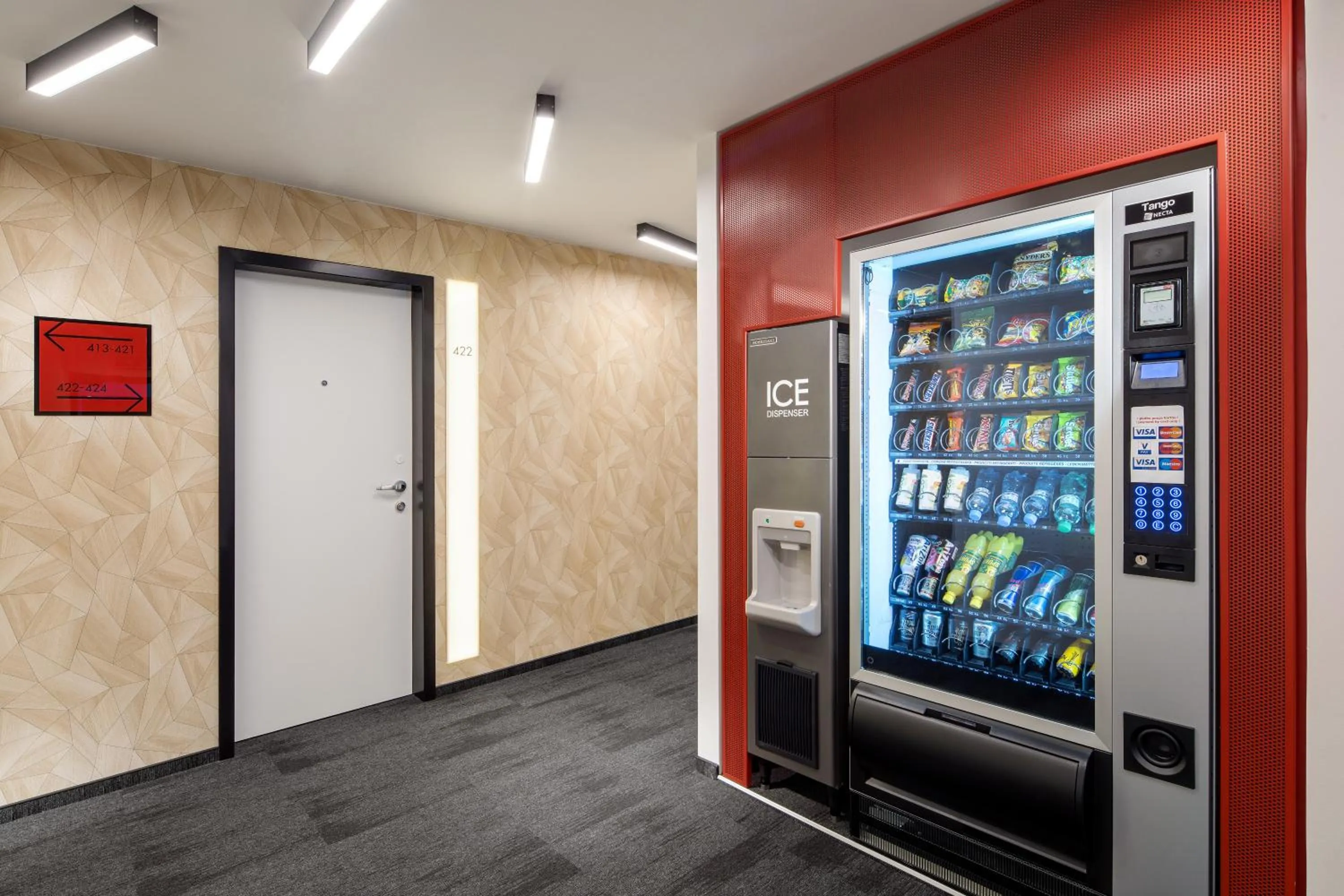 Shopping Area in Comfort Hotel Prague City