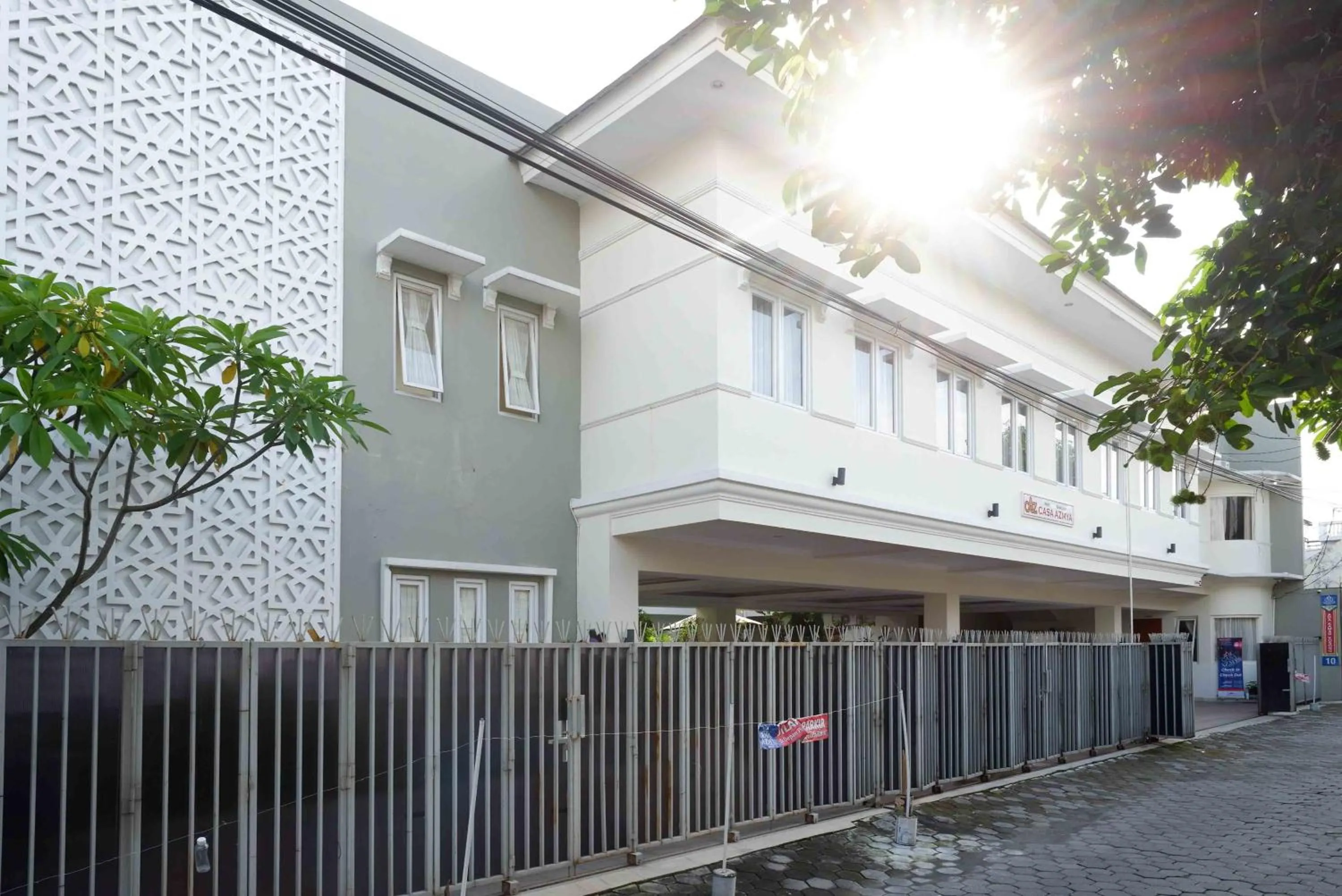 Property building in Urbanview Hotel Syariah Casa Azmya Yogyakarta by RedDoorz
