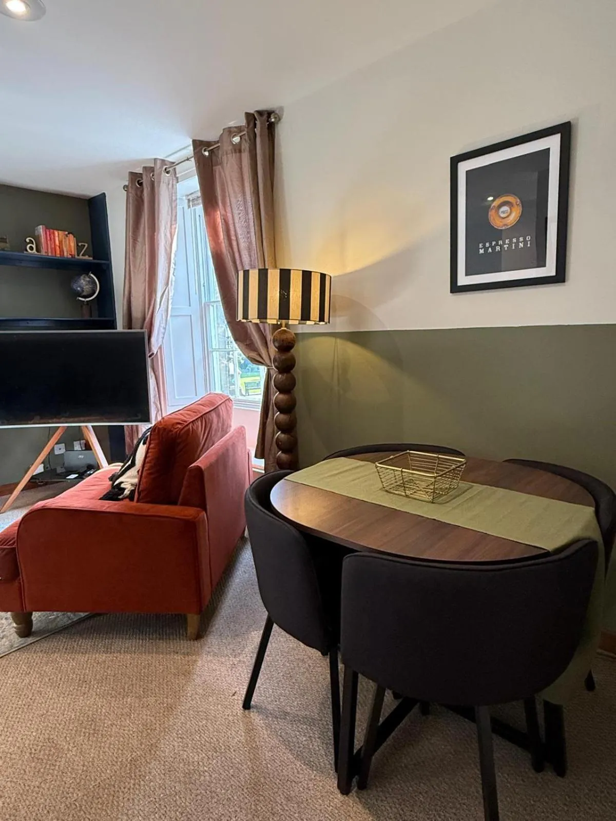 TV and multimedia in Bow Alley Lodge