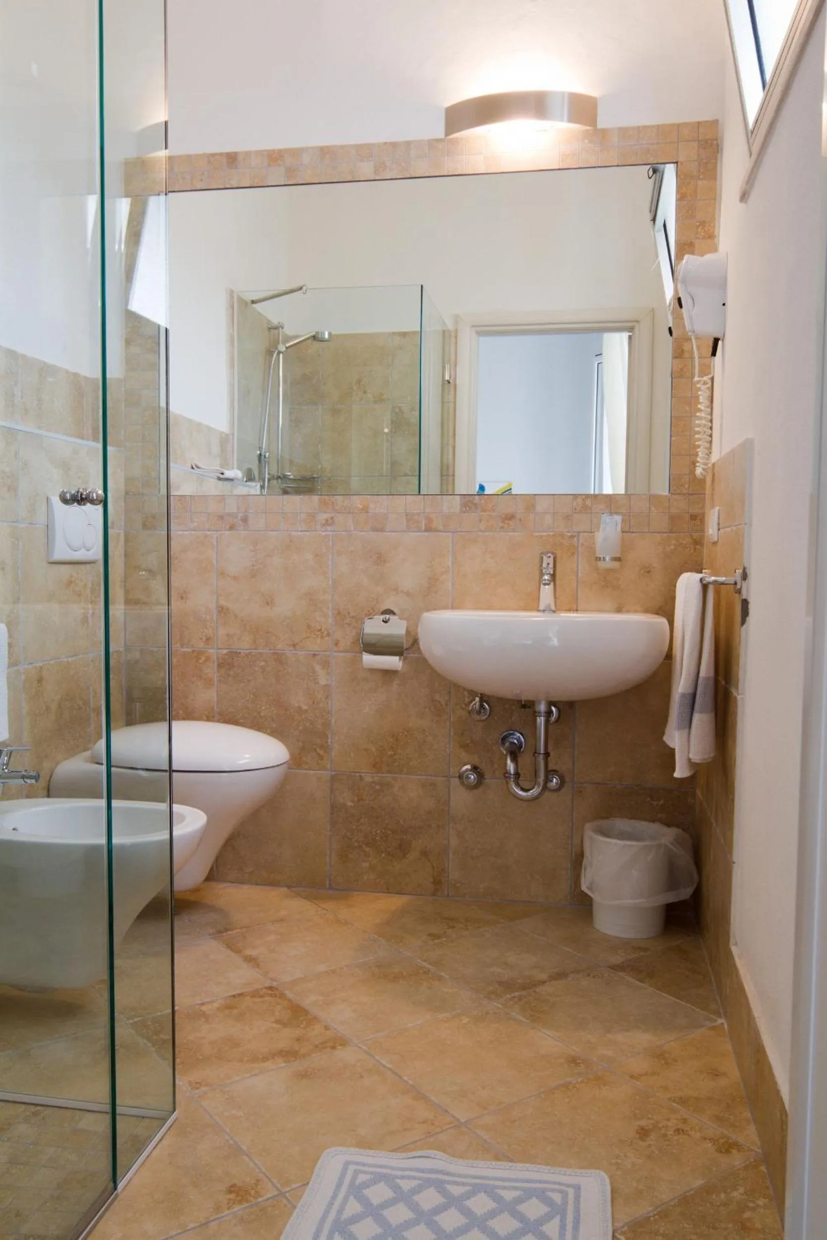 Bathroom in Hotel Vienna