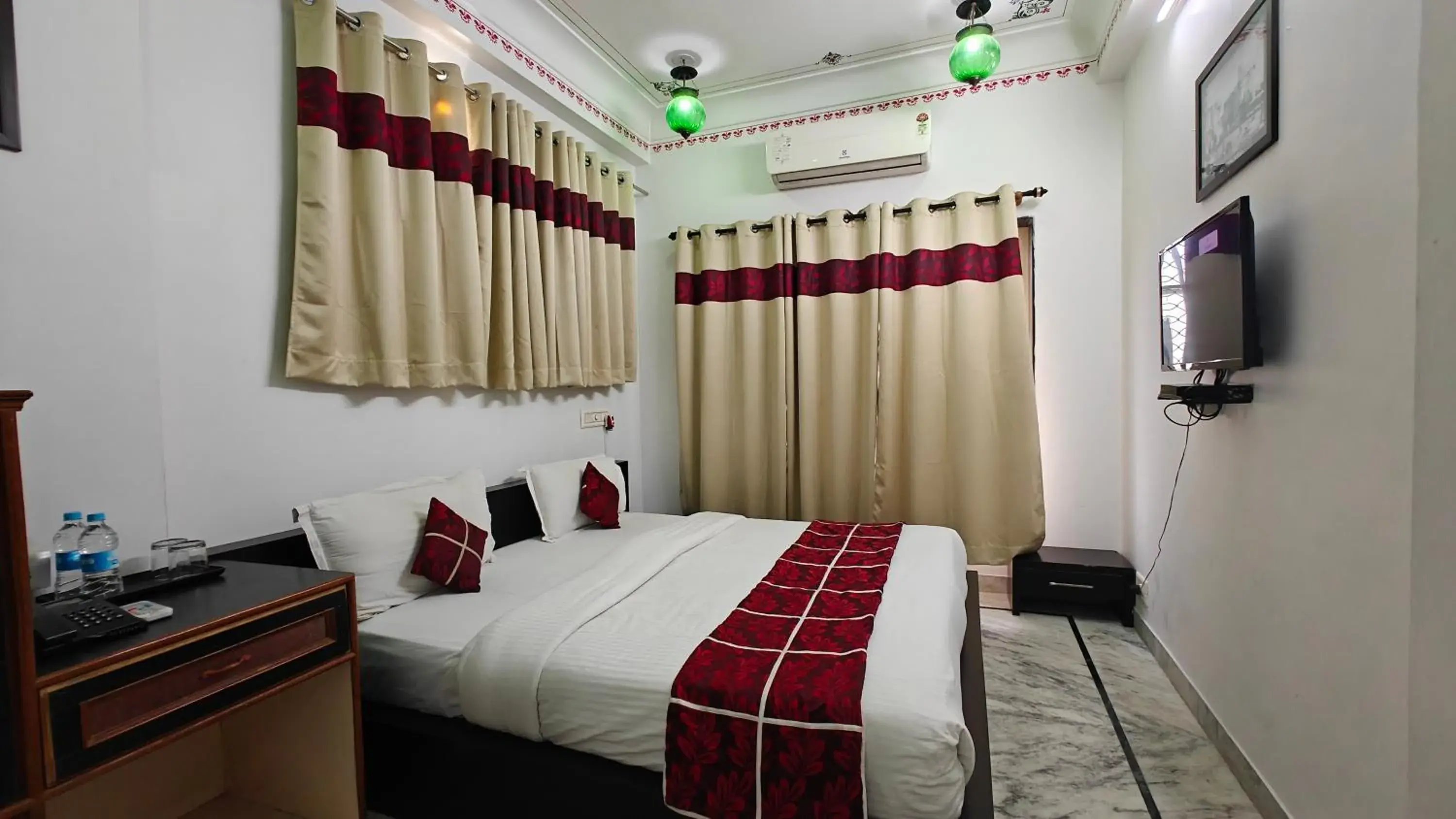 Bed in Baba Palace - A Heritage Hotel, Udaipur Bed in Baba Palace - A Heritage Hotel, Udaipur