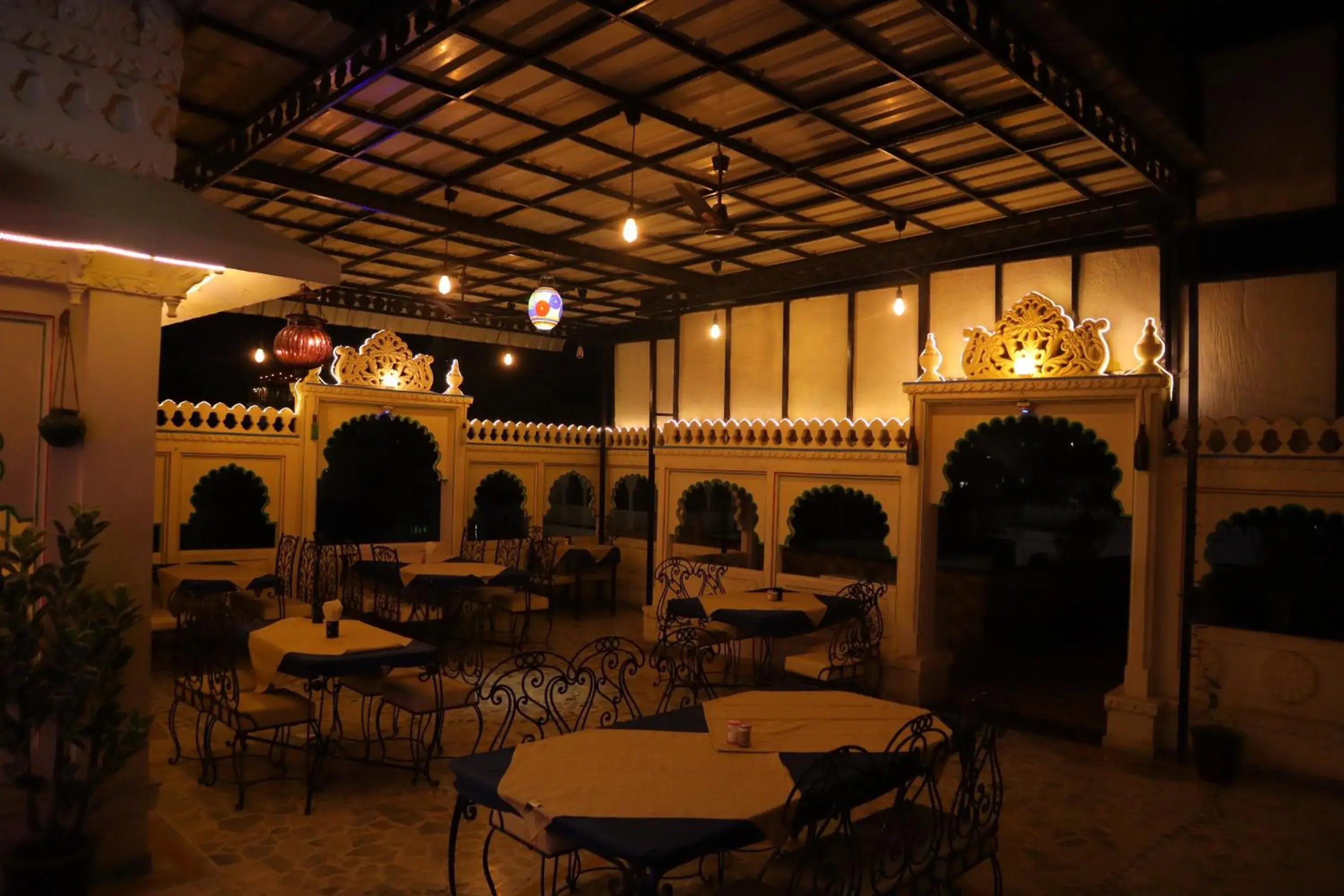 Restaurant/places to eat in Baba Palace - A Heritage Hotel, Udaipur Restaurant/places to eat in Baba Palace - A Heritage Hotel, Udaipur