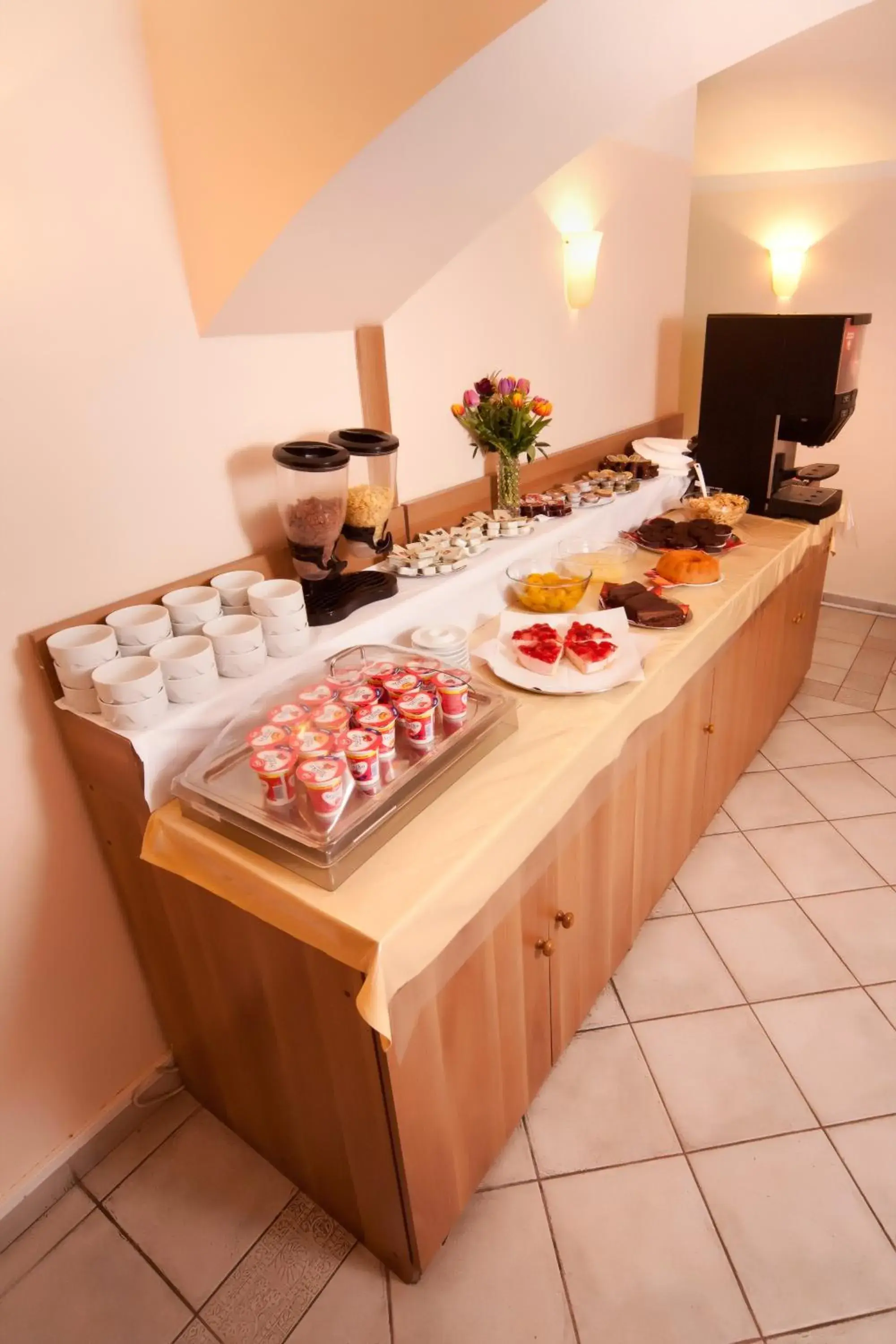 Food and drinks in Hotel Residence Select Food and drinks in Hotel Residence Select