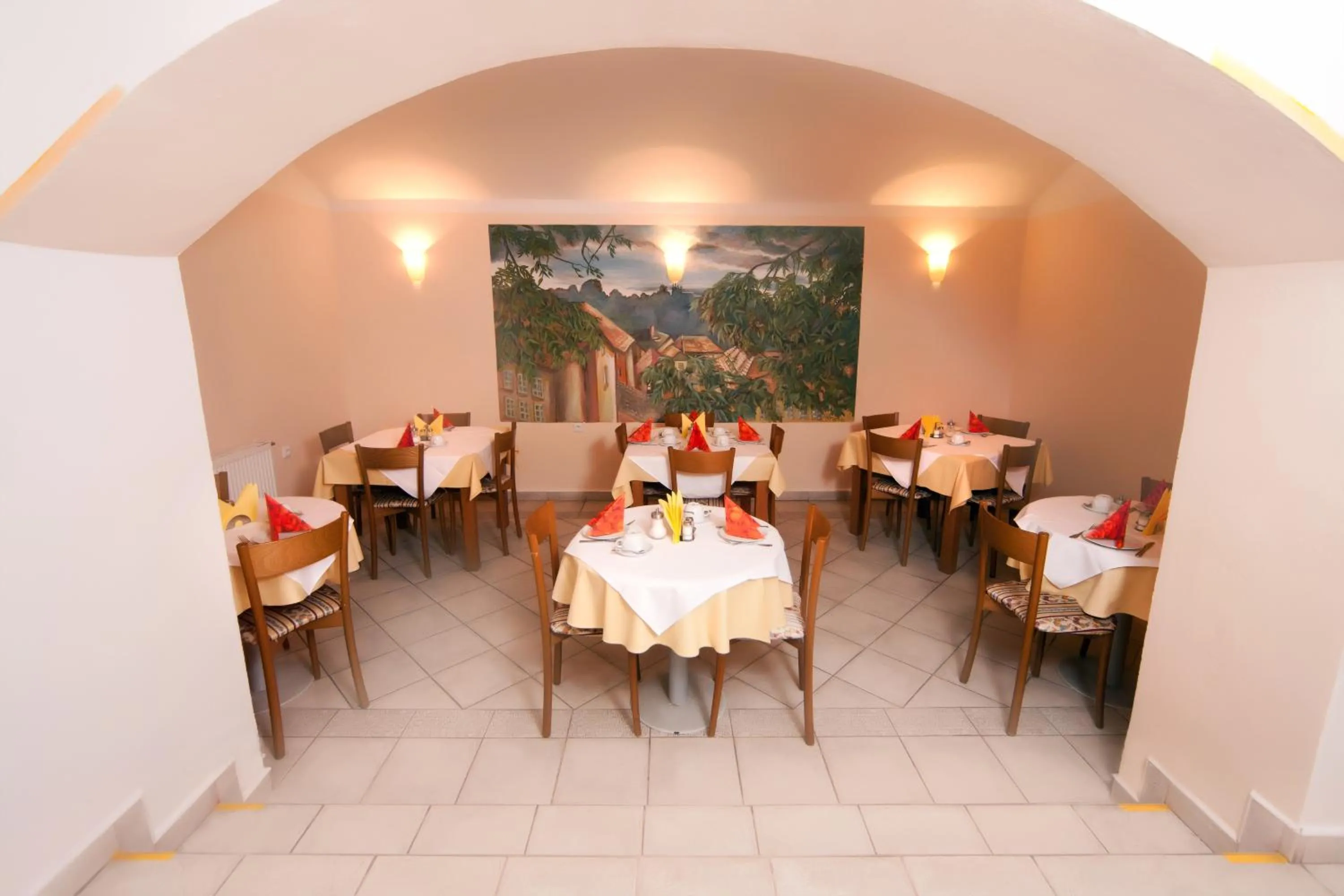 Restaurant/places to eat in Hotel Residence Select