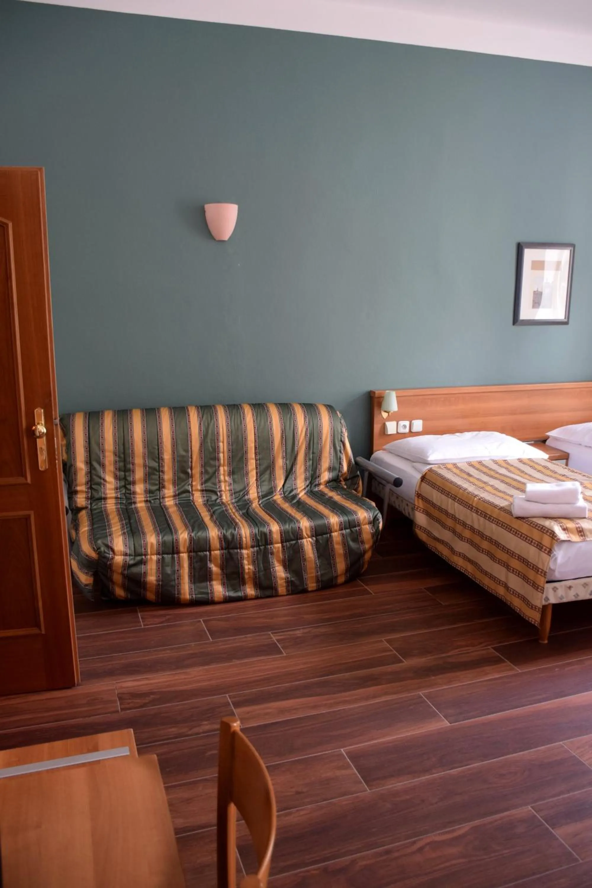 Photo of the whole room, Bed in Hotel Residence Select