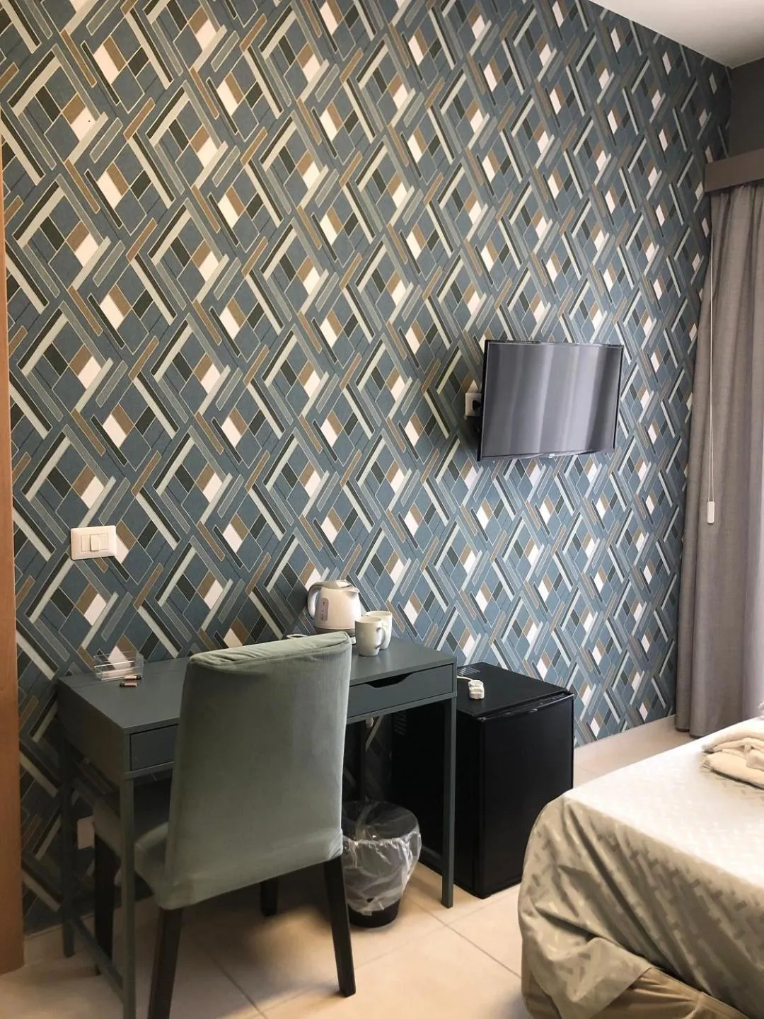 TV and multimedia, Bed in Dante 11 Guesthouse by Apulia Accommodation