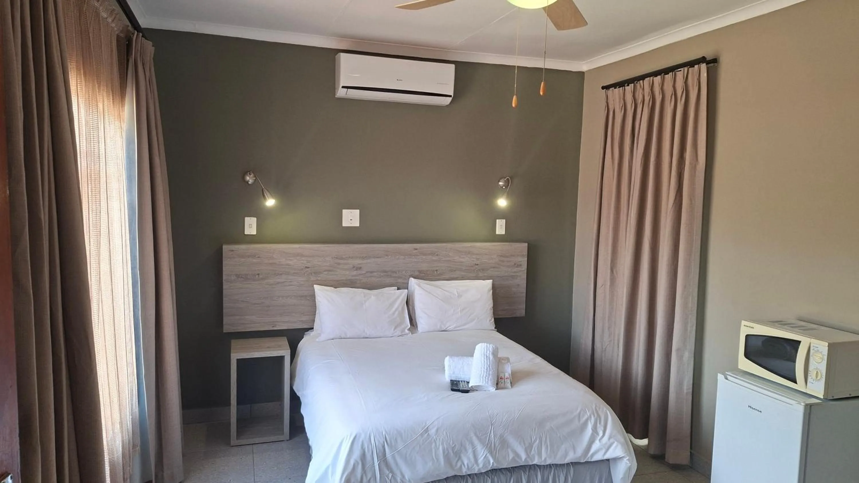 Bed in Postmasburg Inn