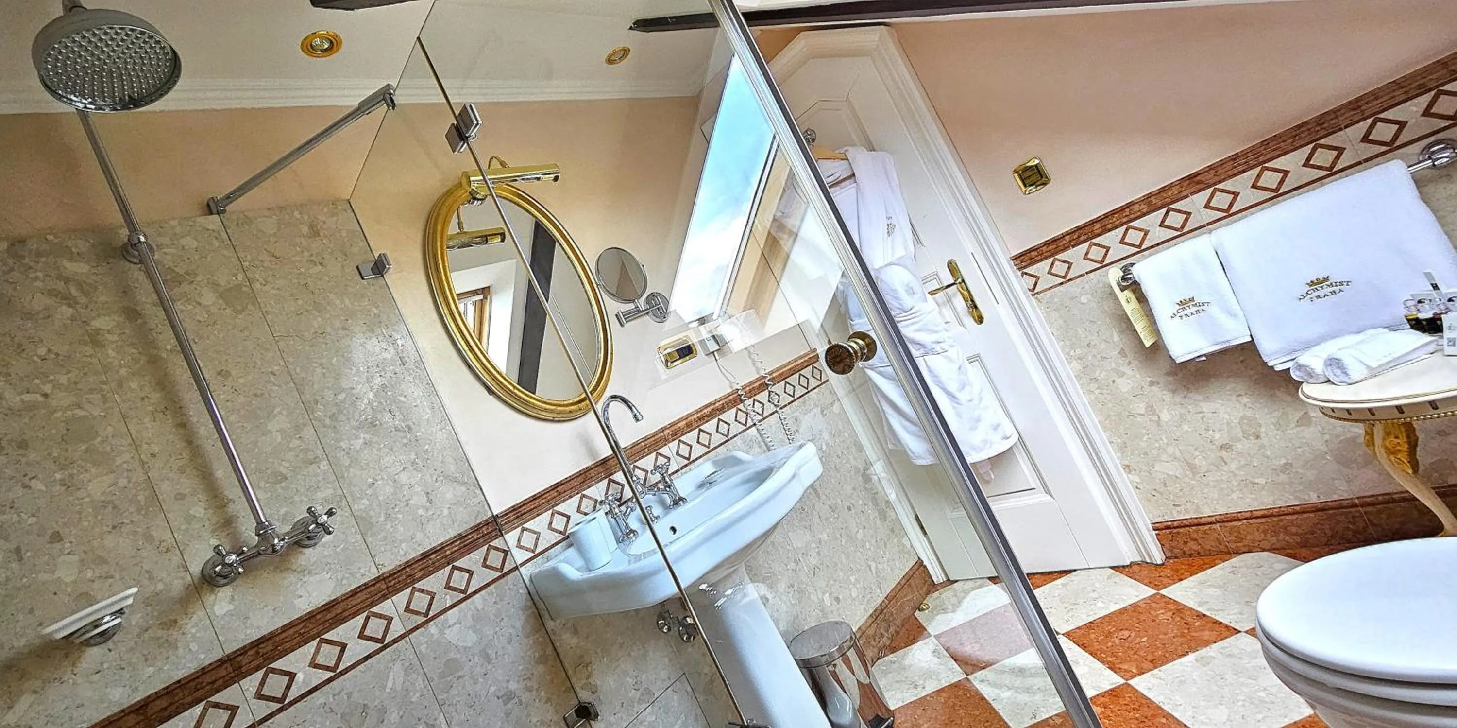 Shower in Alchymist Grand Hotel and Spa