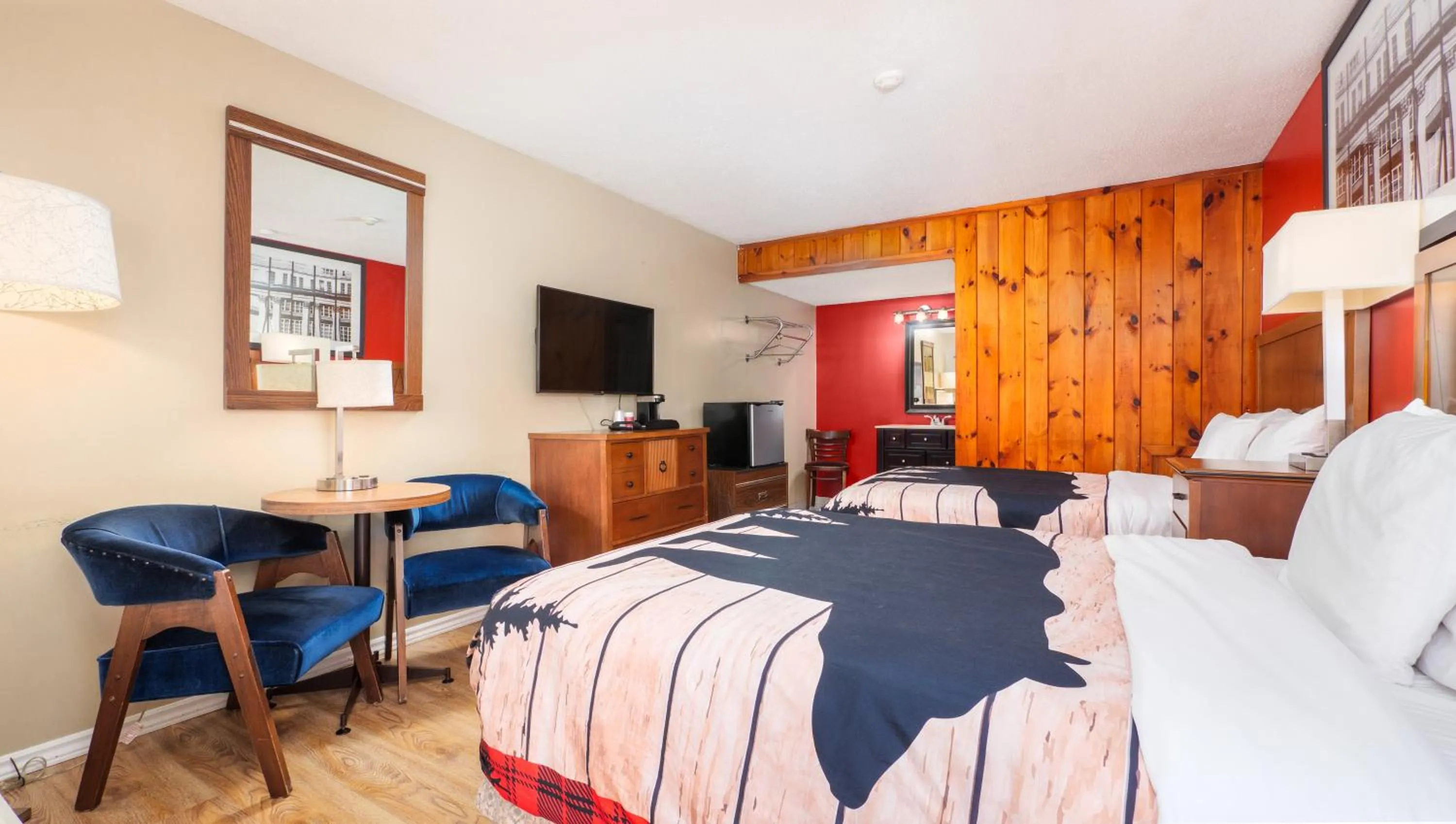 Bedroom, Bed in Coach House Inn