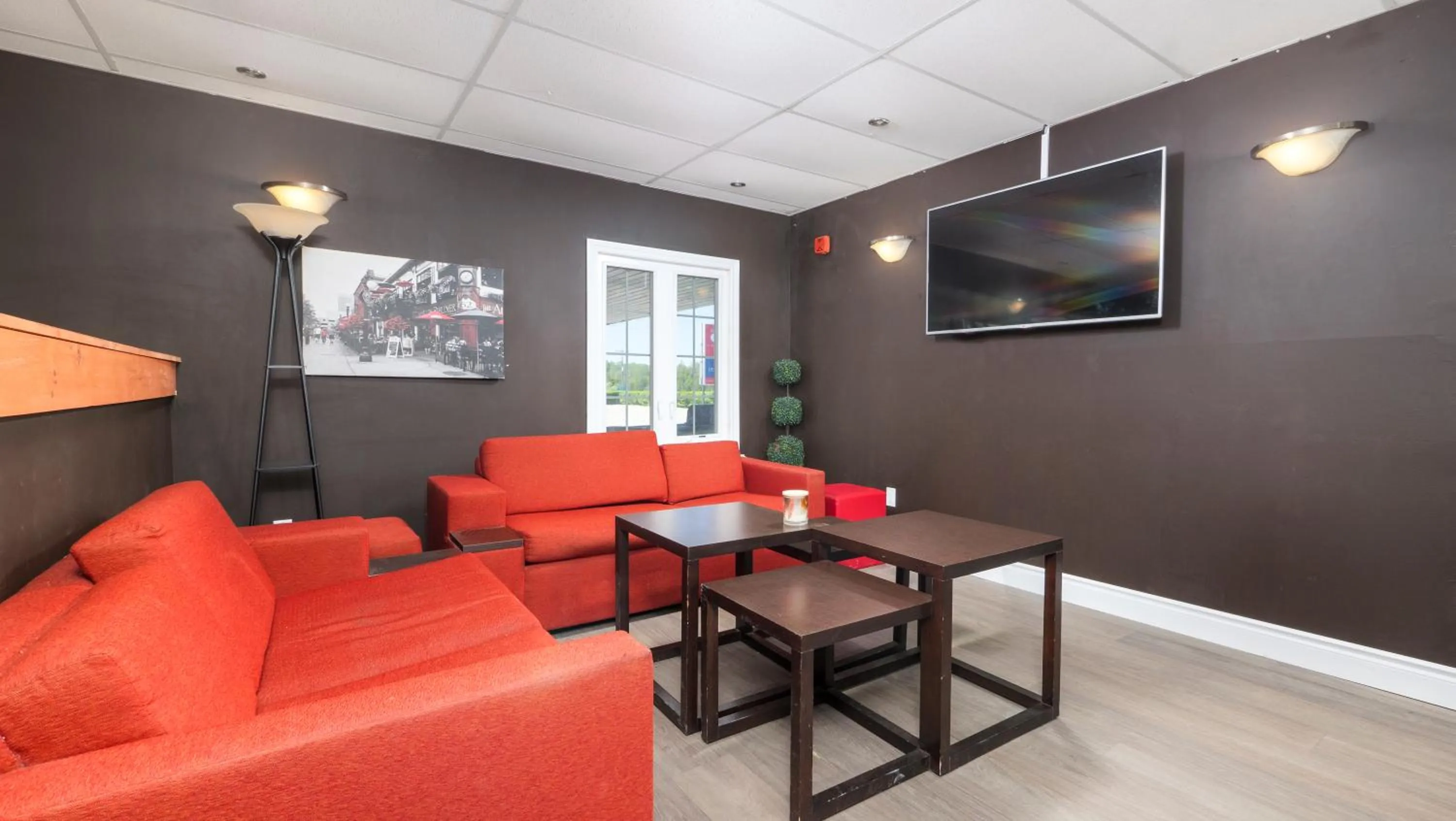 Seating area in Coach House Inn