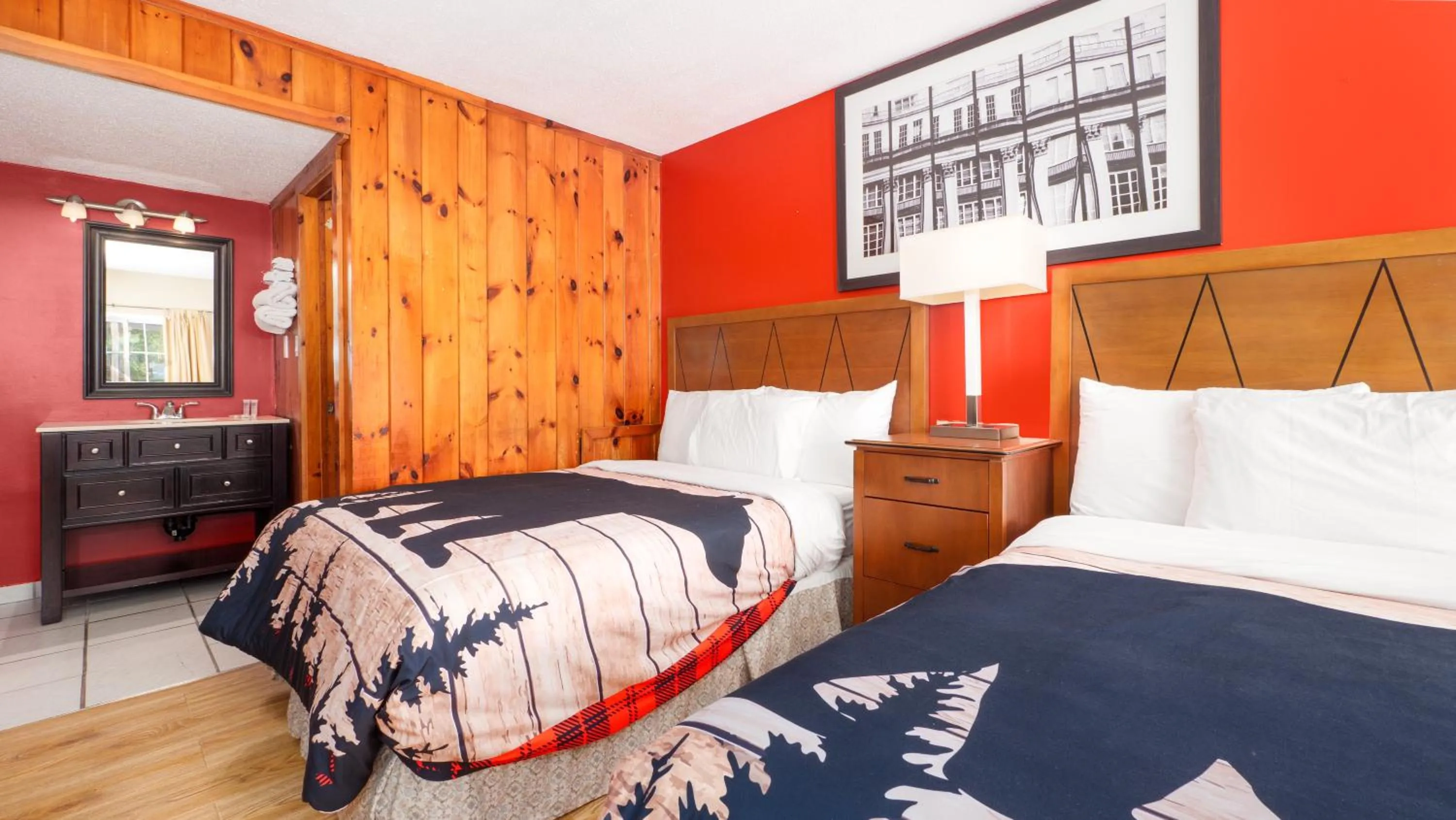 Bedroom, Bed in Coach House Inn