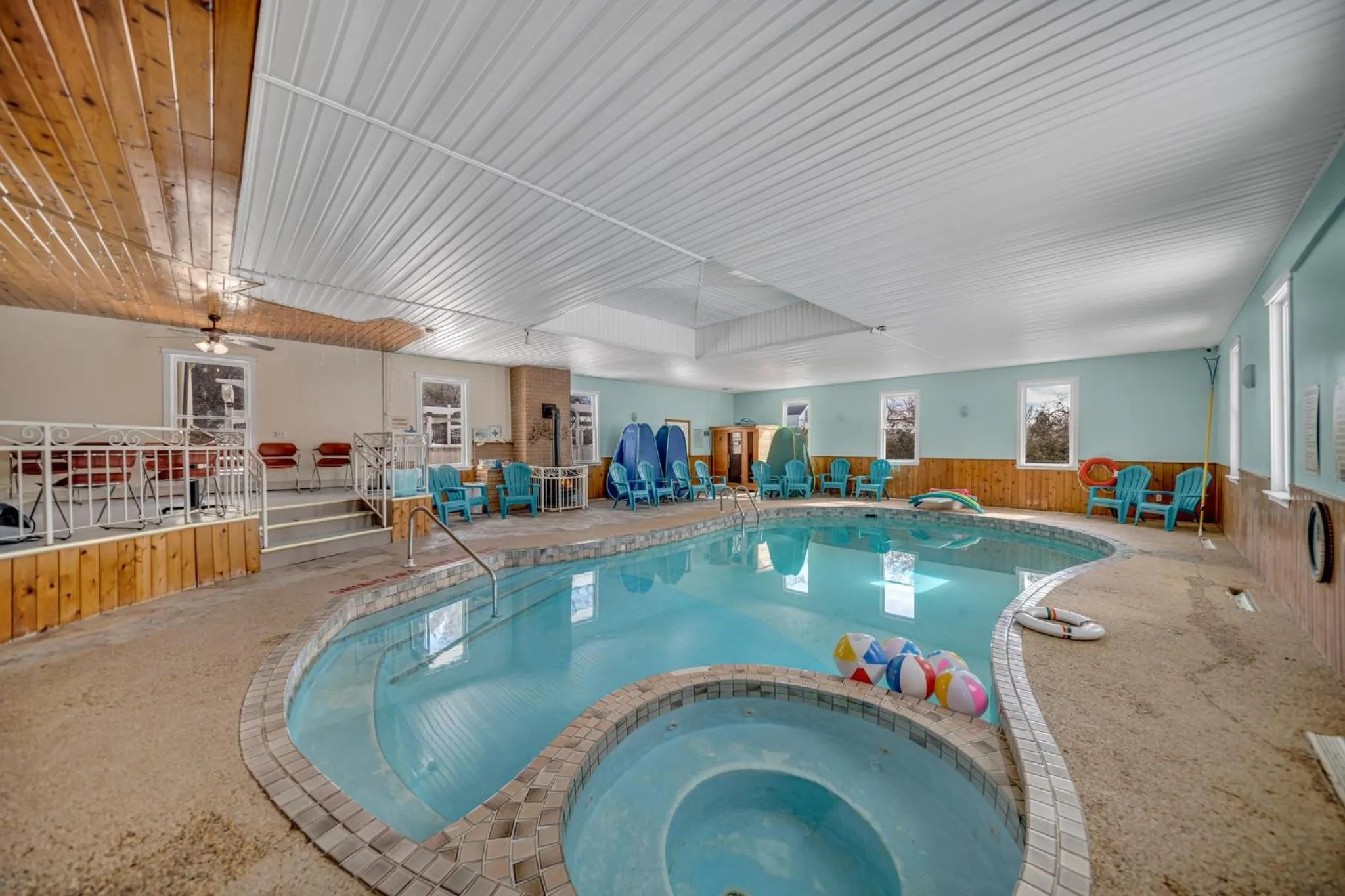 Swimming pool in Marmora and Lake Inn and Victorian Diner