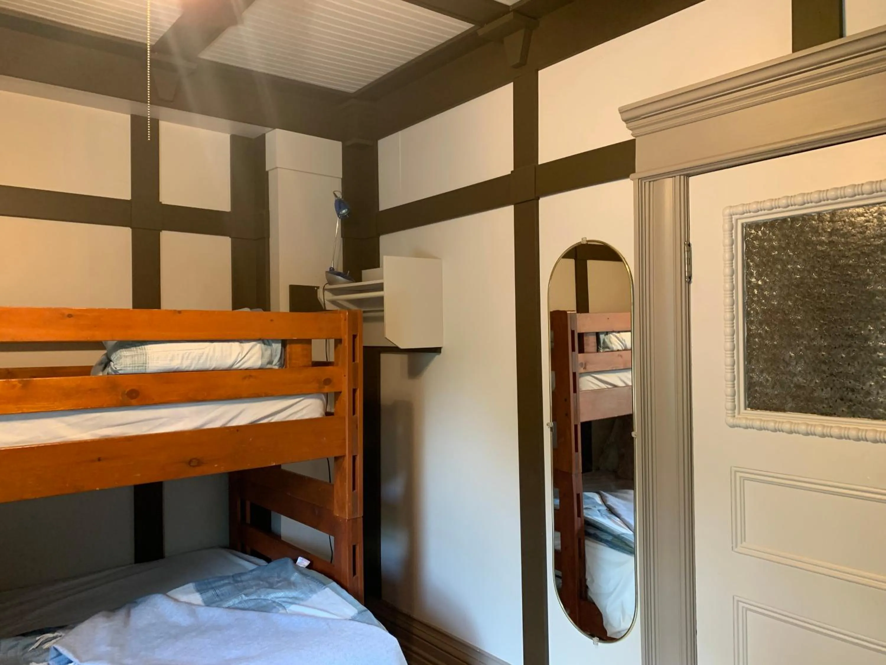 Marmora and Lake Inn and Victorian Diner