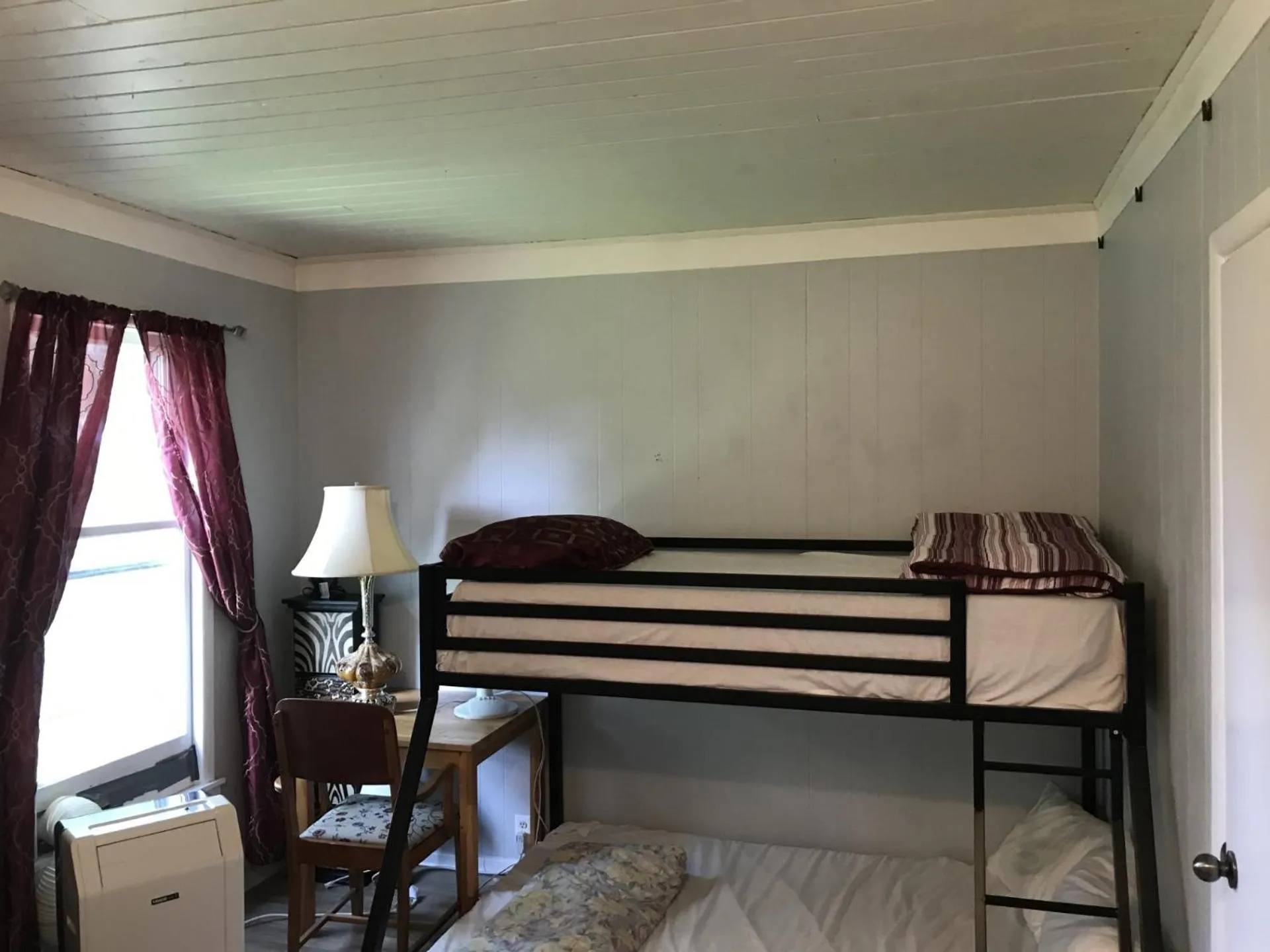 Marmora and Lake Inn and Victorian Diner