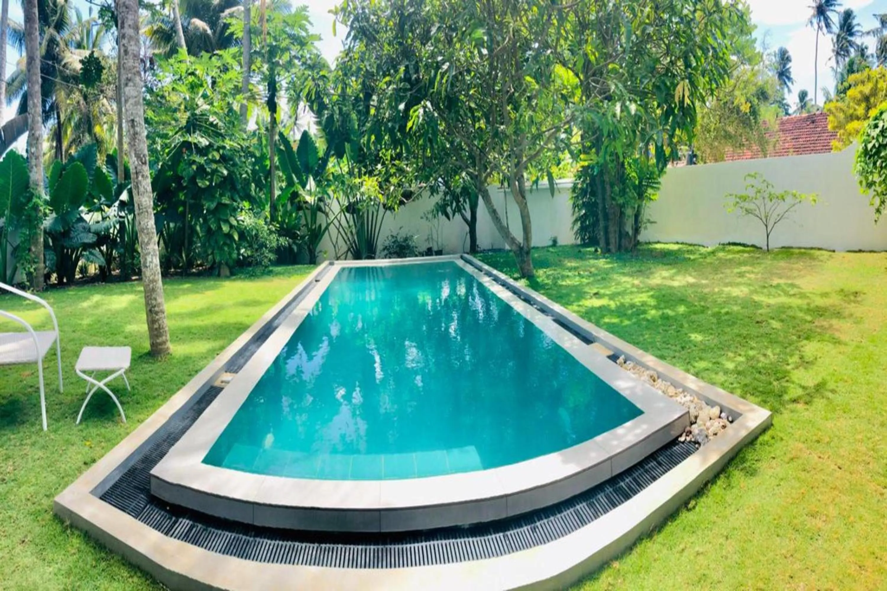 Swimming pool in Colive Ahangama