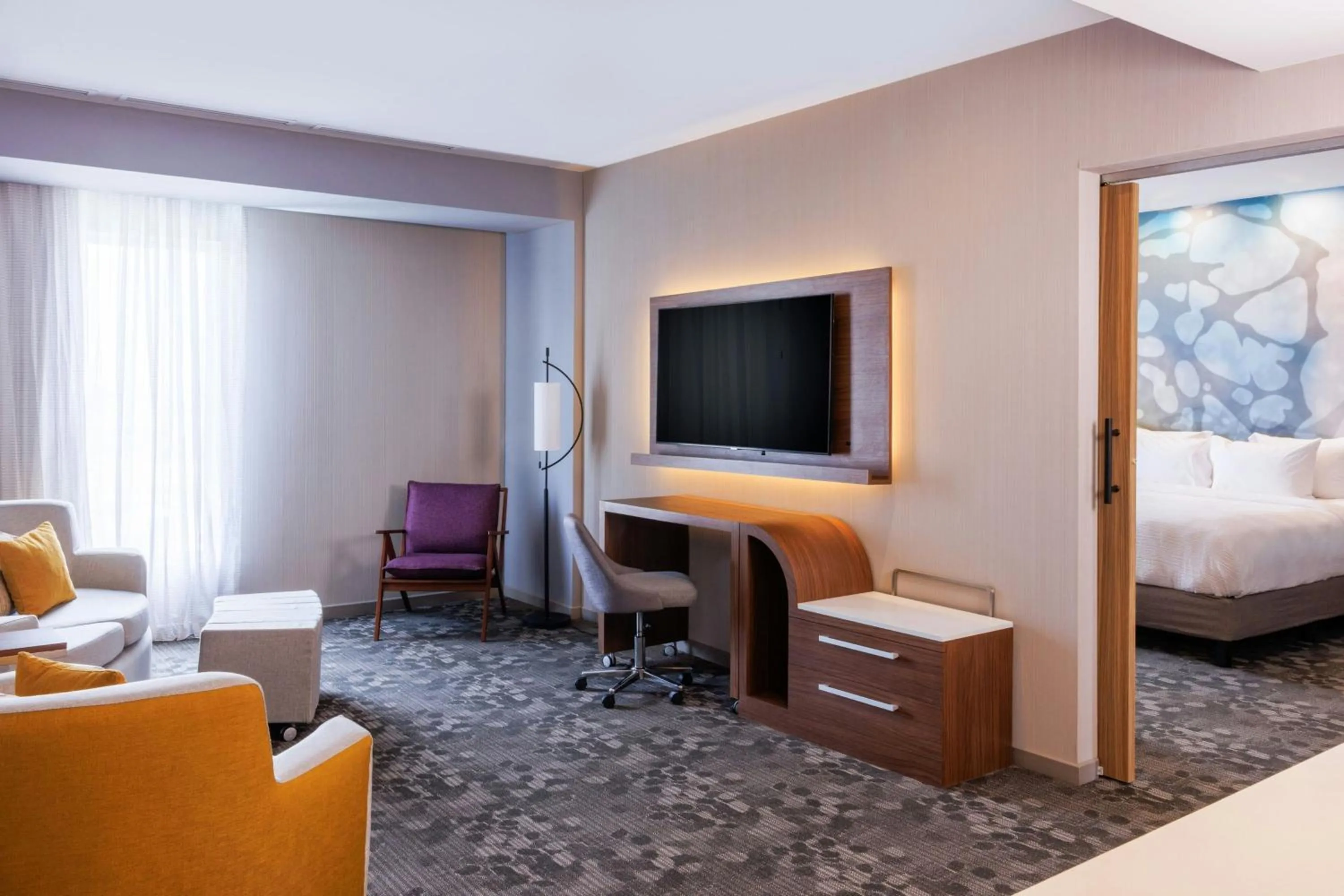 Living room, Bed in Courtyard by Marriott Mexicali