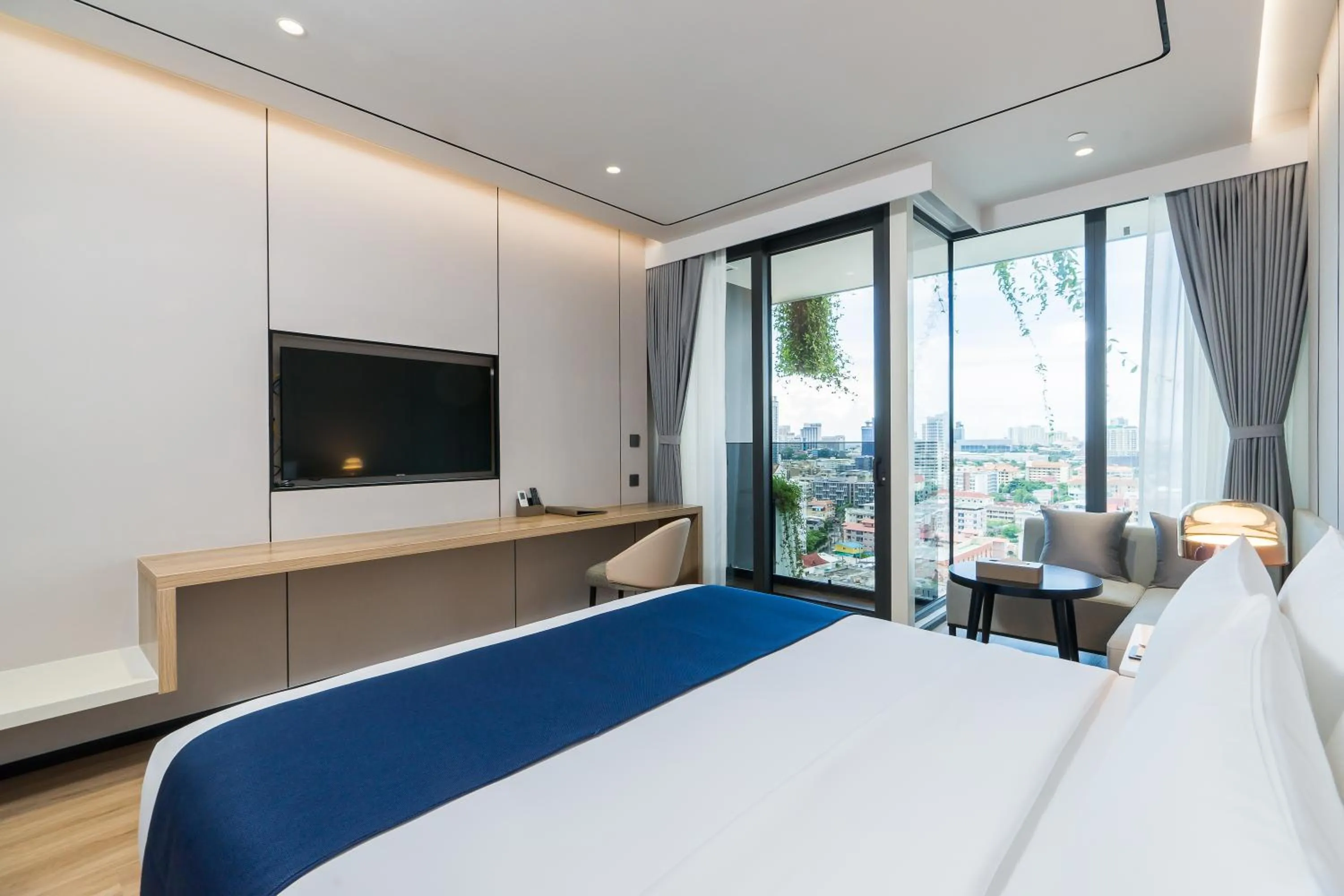 Bed in Arbour Hotel and Residence