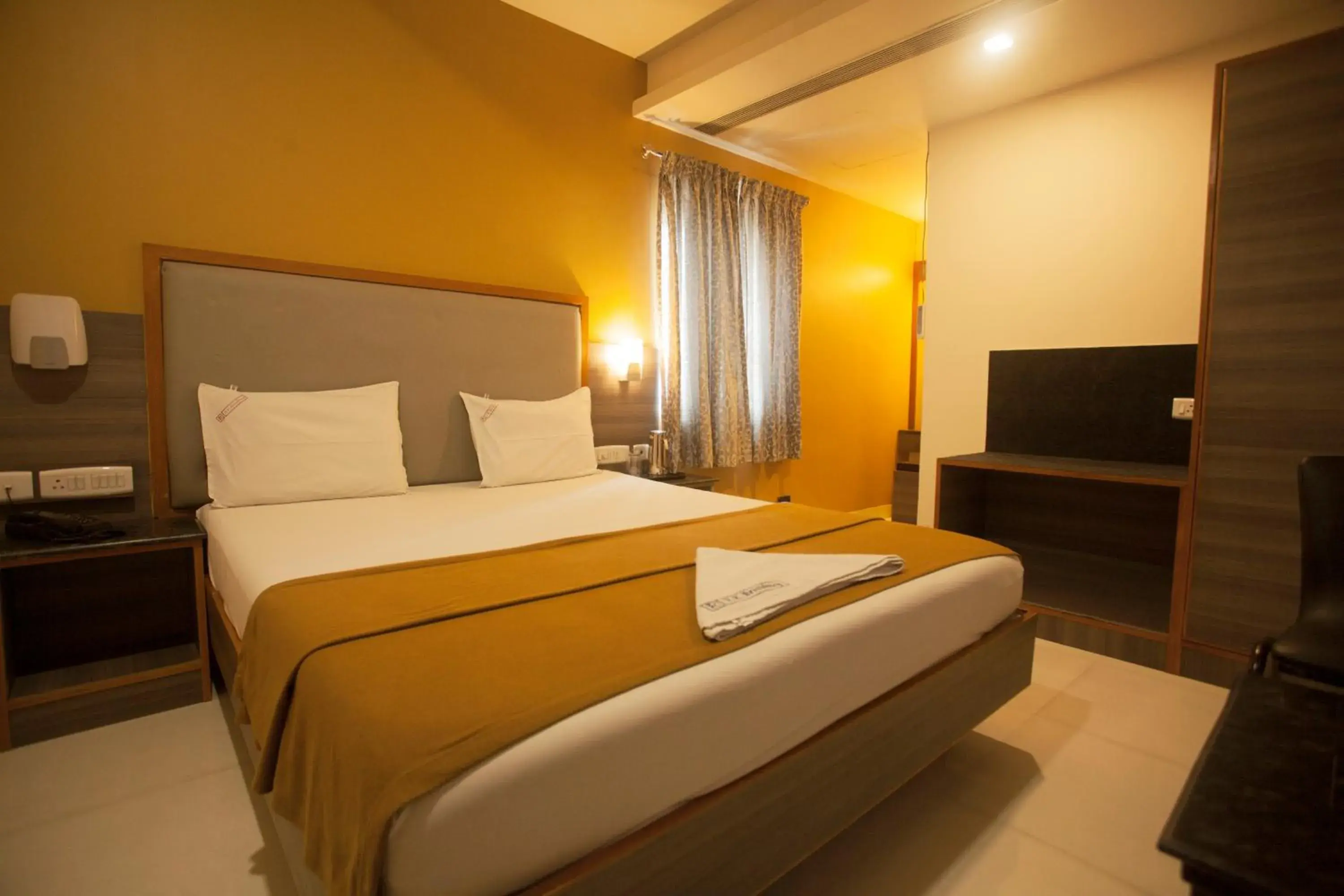 Bed in P K Rresidency Bed in P K Rresidency