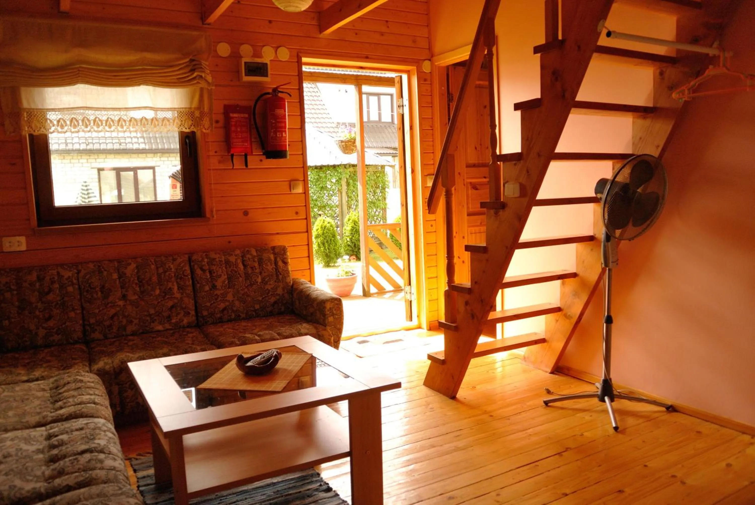 Photo of the whole room in Jaani Puhkemaja