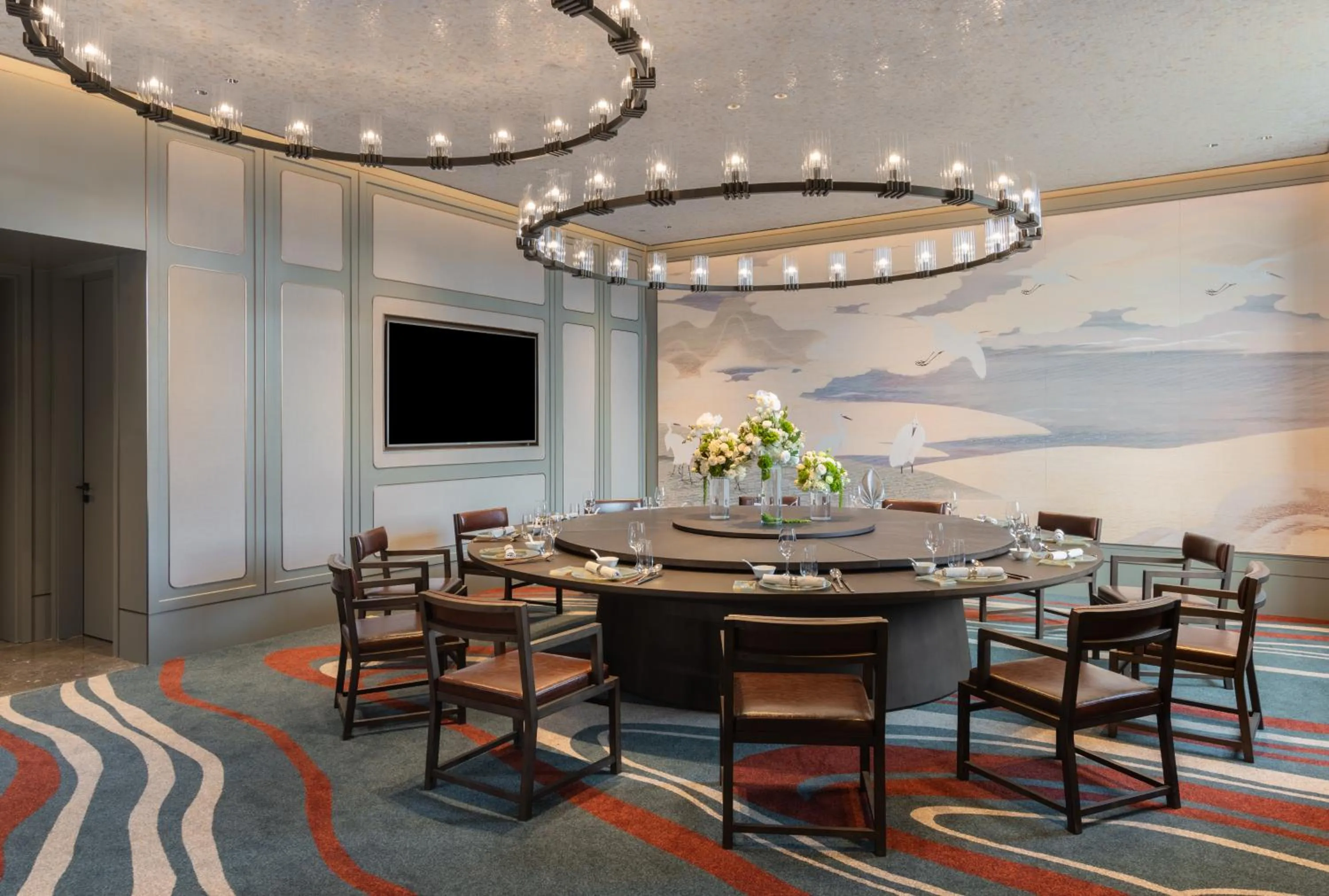 Restaurant/places to eat in Crowne Plaza Xiamen Jimei Seaview by IHG-Free Mini Bar