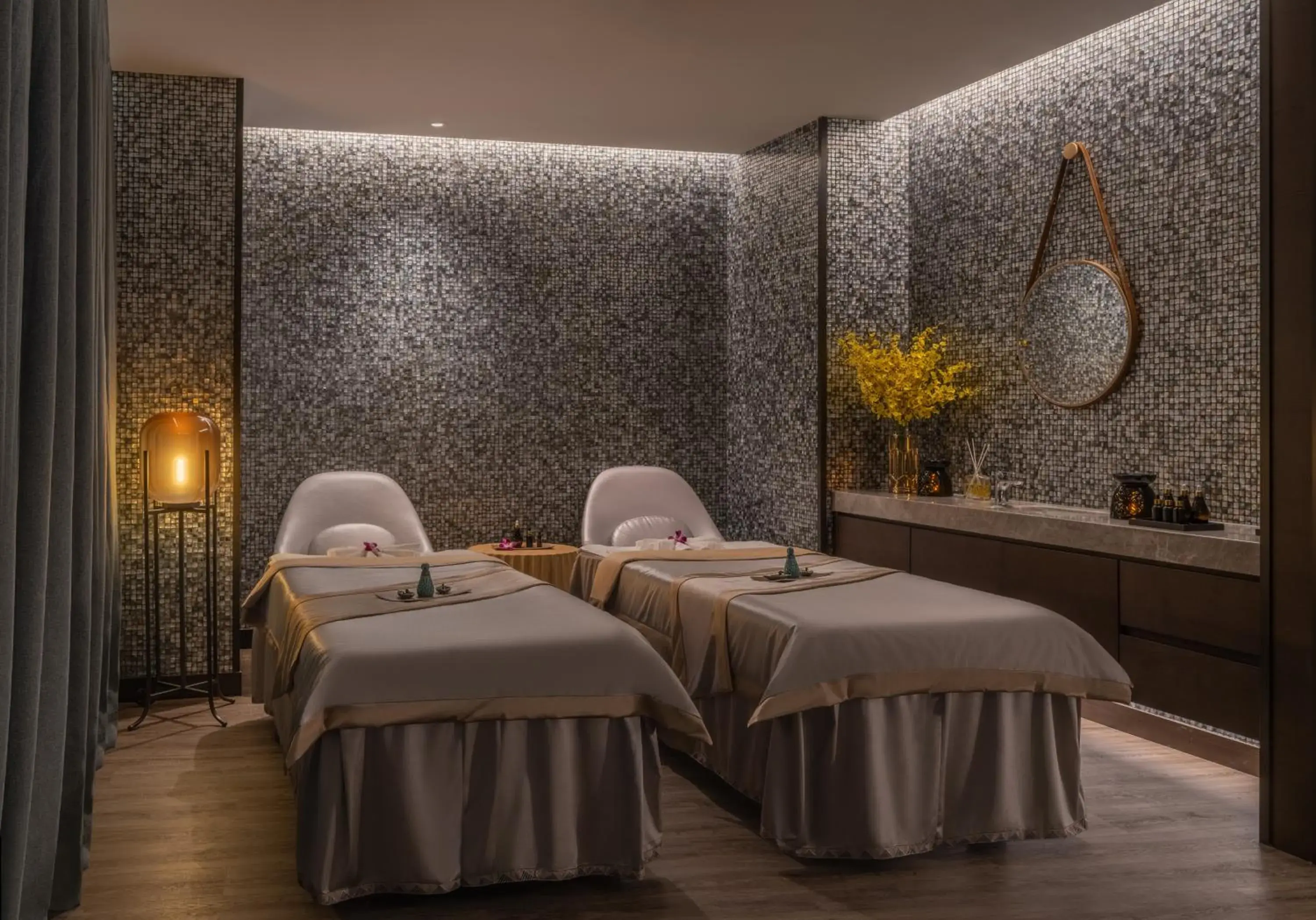 Spa and wellness centre/facilities, Bed in Crowne Plaza Xiamen Jimei Seaview by IHG-Free Mini Bar Spa and wellness centre/facilities, Bed in Crowne Plaza Xiamen Jimei Seaview by IHG-Free Mini Bar