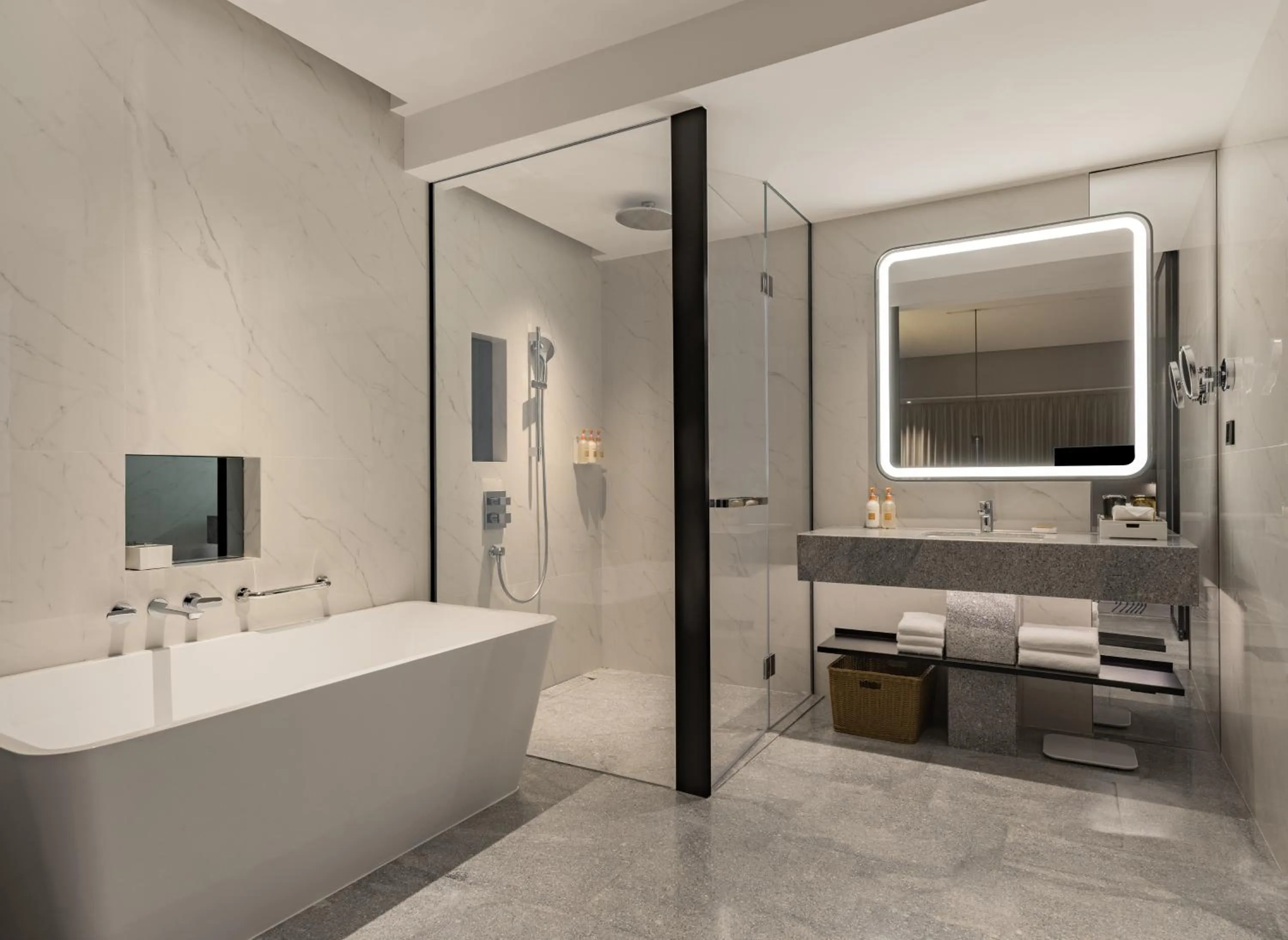 Bathroom in Crowne Plaza Xiamen Jimei Seaview by IHG-Free Mini Bar