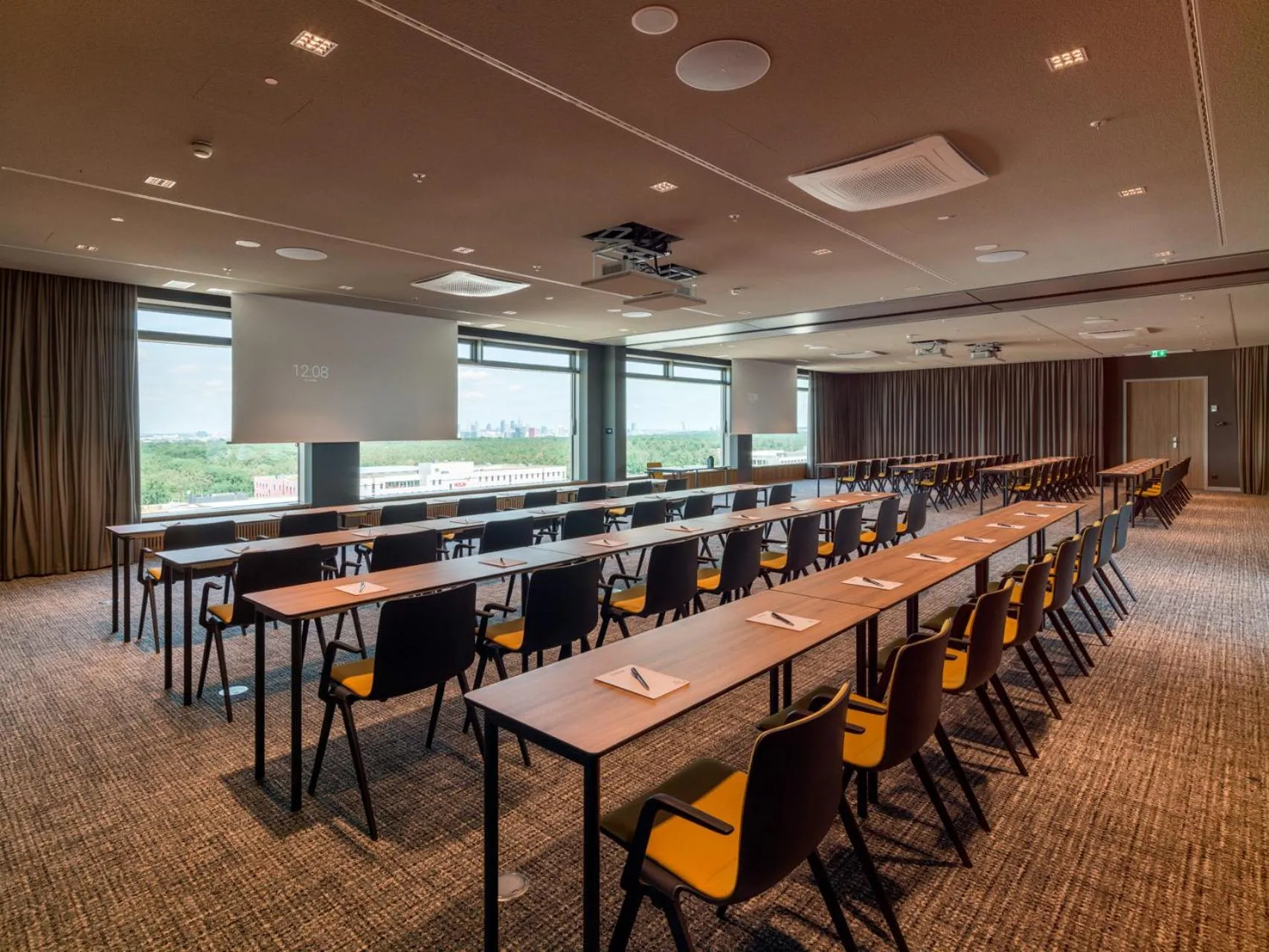 View (from property/room) in b'mine Hotel Frankfurt Airport