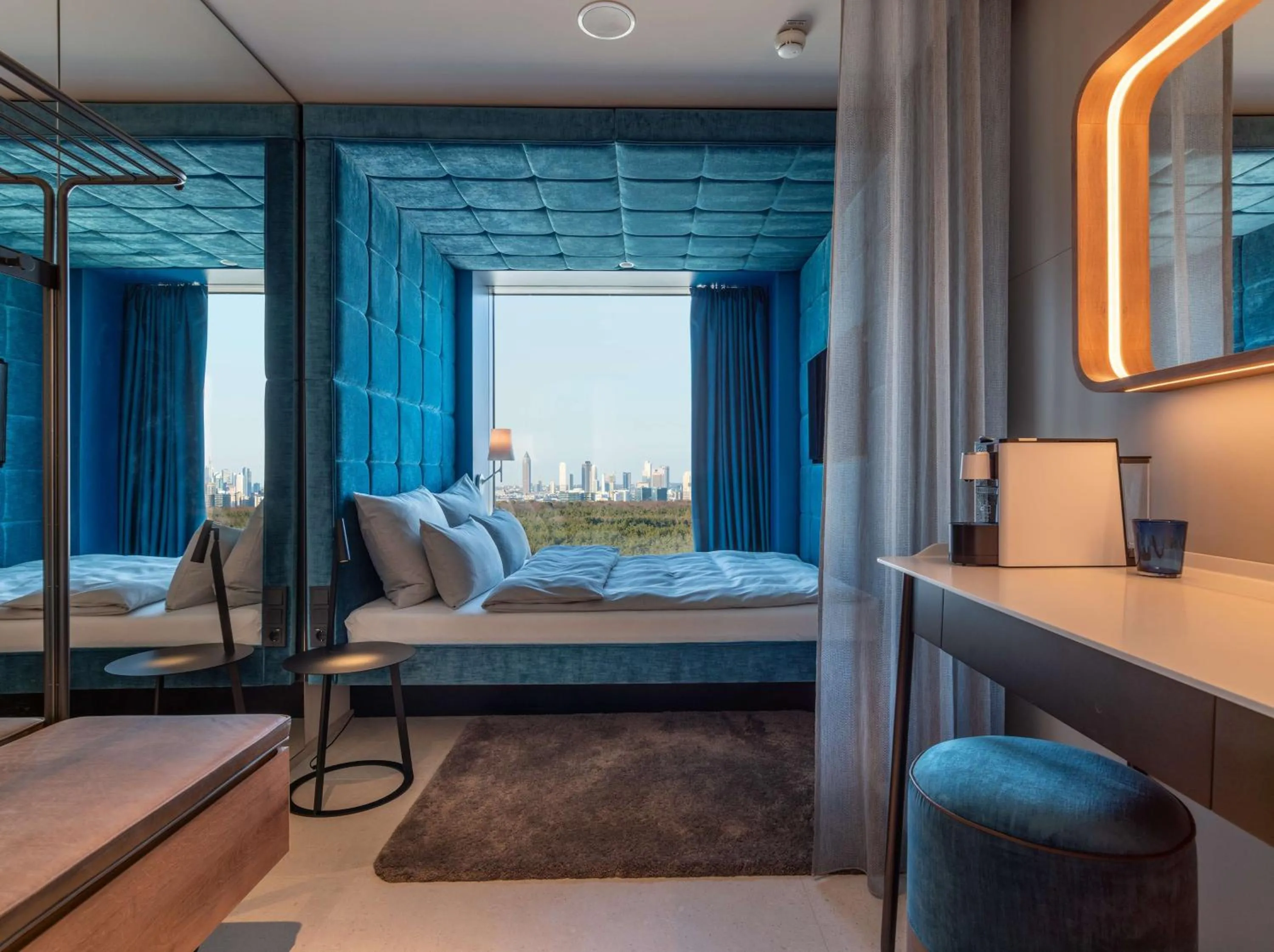 Bedroom, Bed in b'mine Hotel Frankfurt Airport